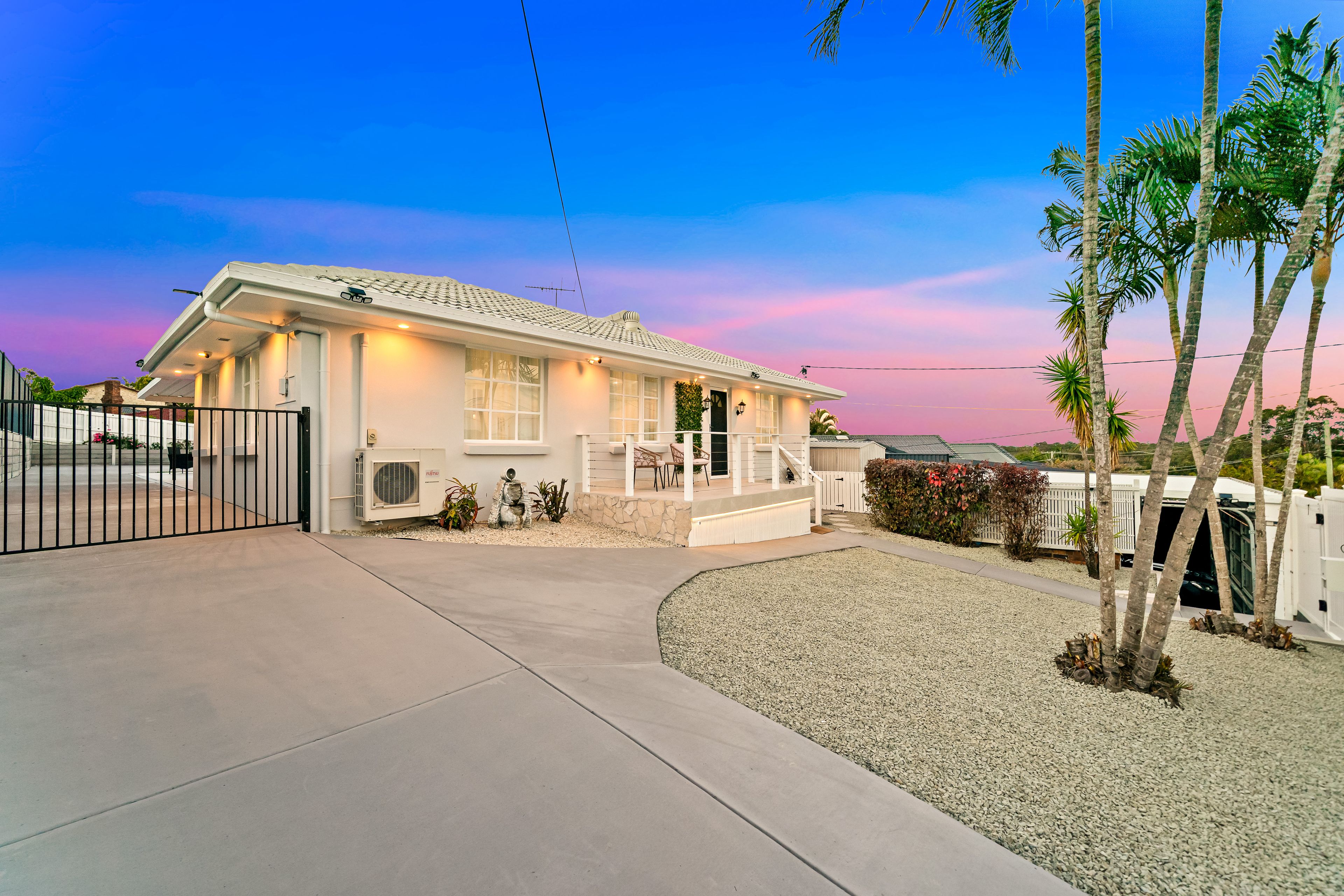 11 Cocas Street, Regents Park, QLD 4118
