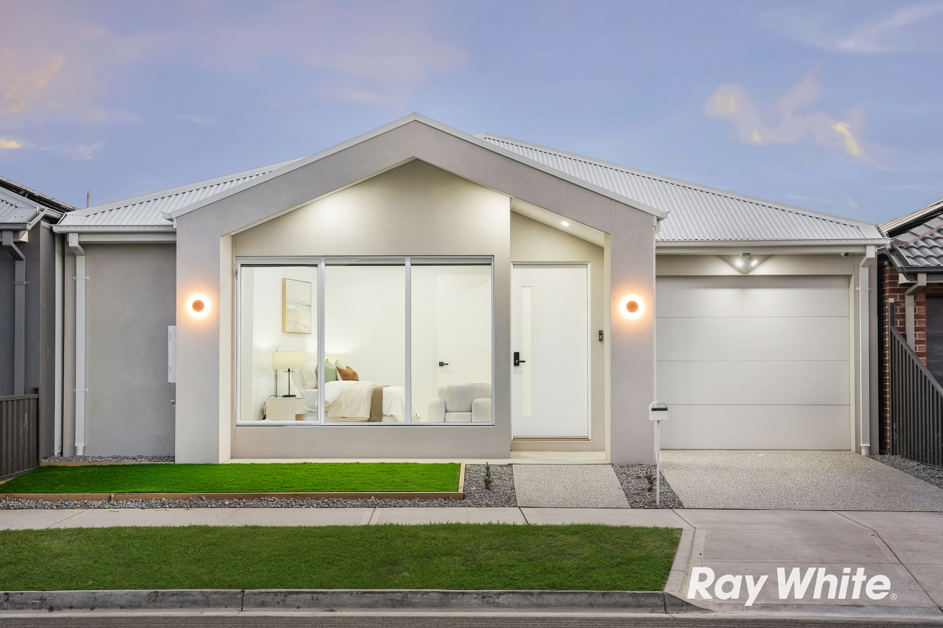11 Clondalkin Street — photo from Ray White Donnybrook