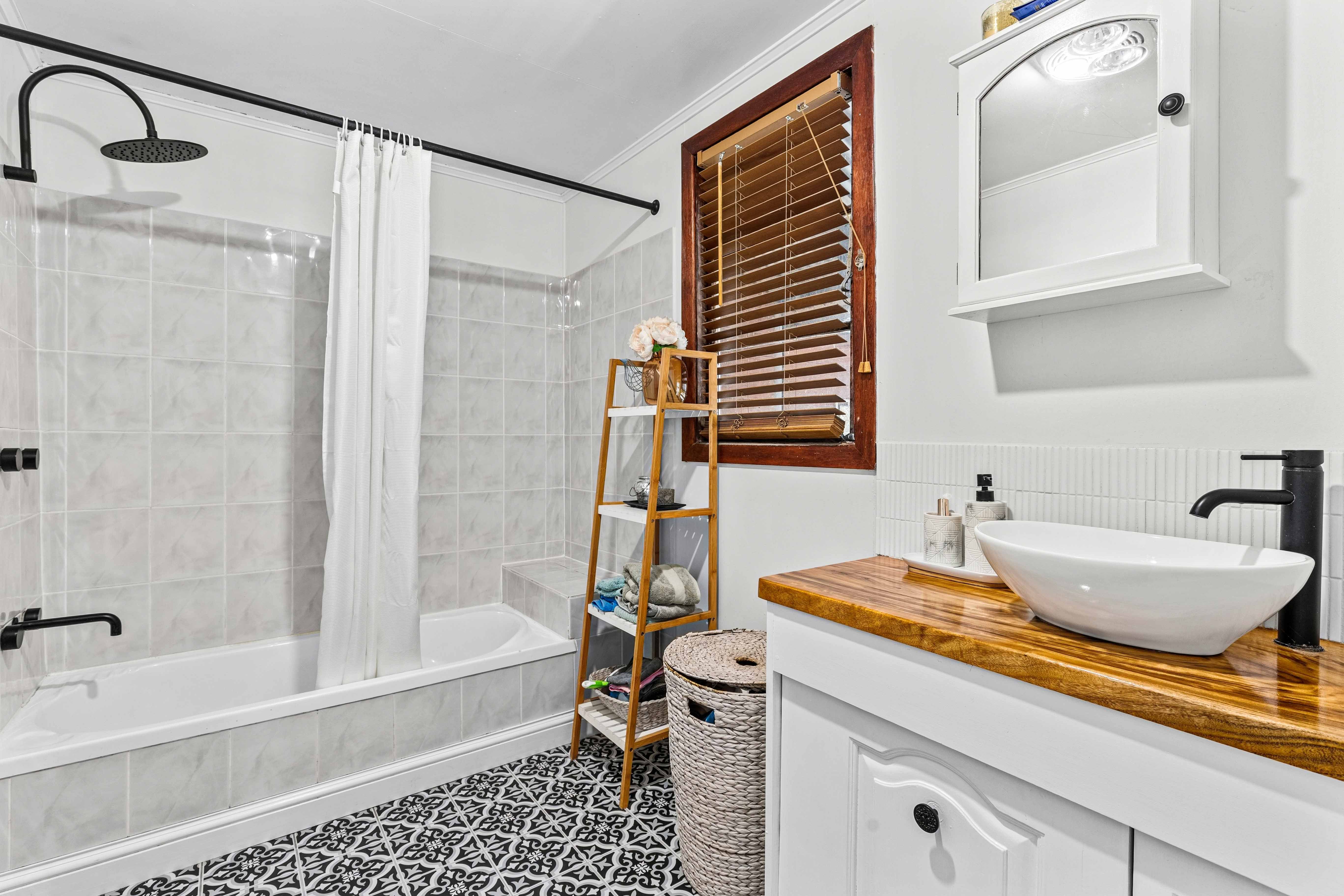 50 Gallipoli Street — photo 14 of 23