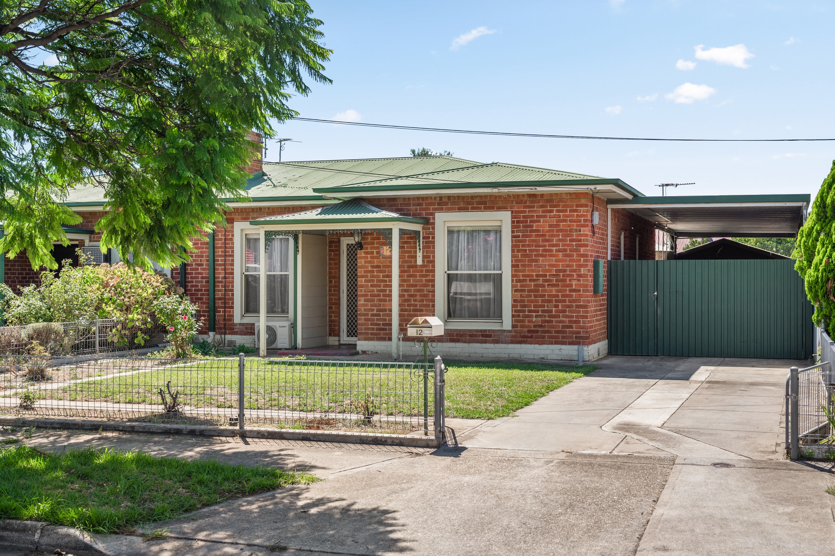 12 Hoskin Avenue, Kidman Park, SA 5025