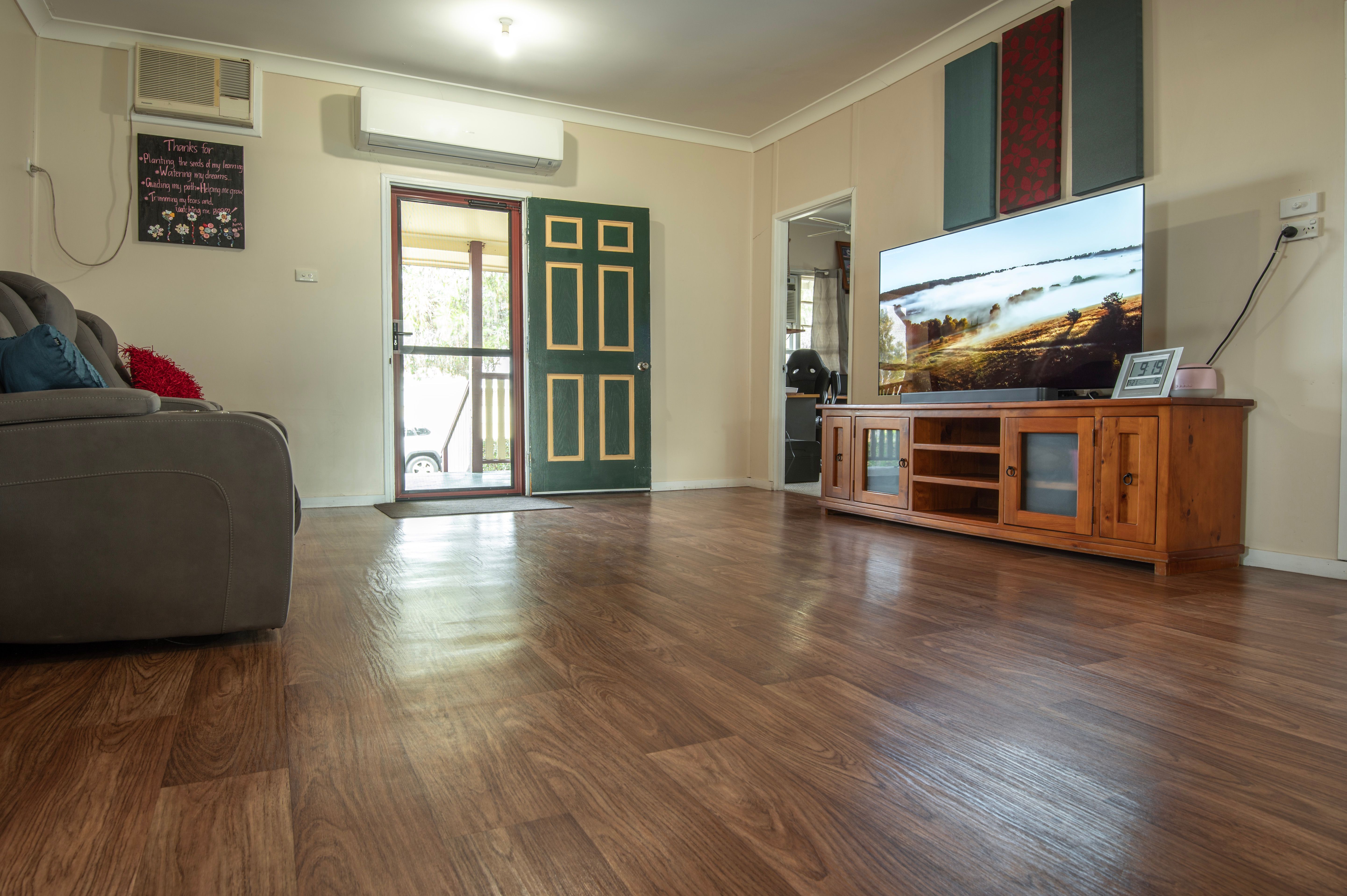 54 Kroombit Street, Biloela, QLD 4715