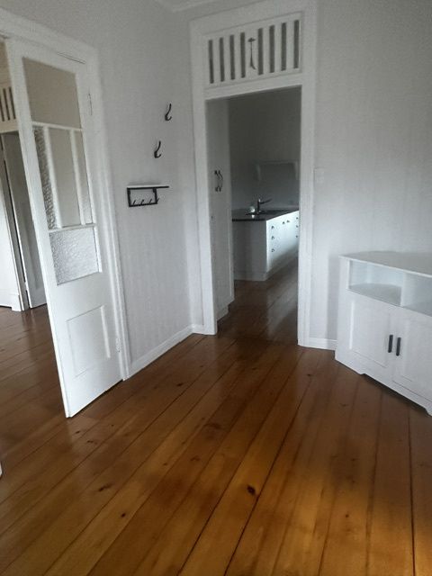 122 Main Street — photo 11 of 16