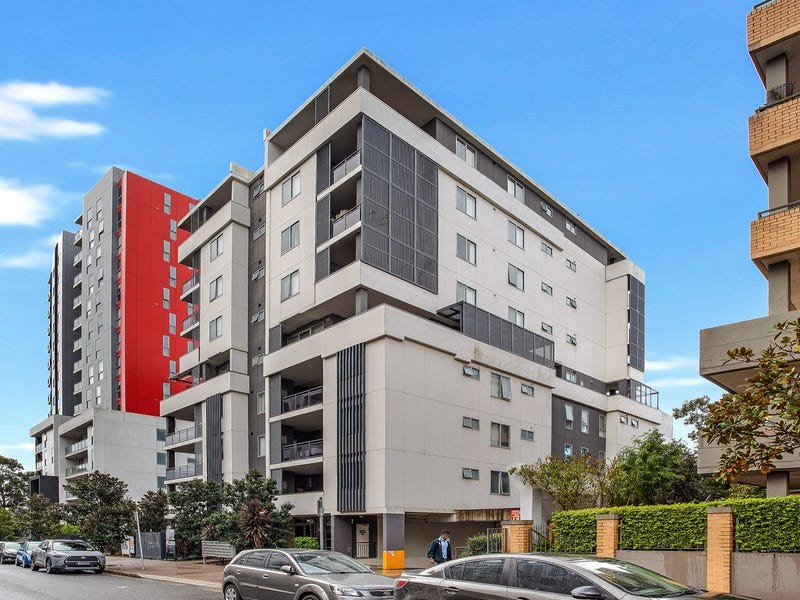 32/4 Browne Parade, Warwick Farm, NSW 2170