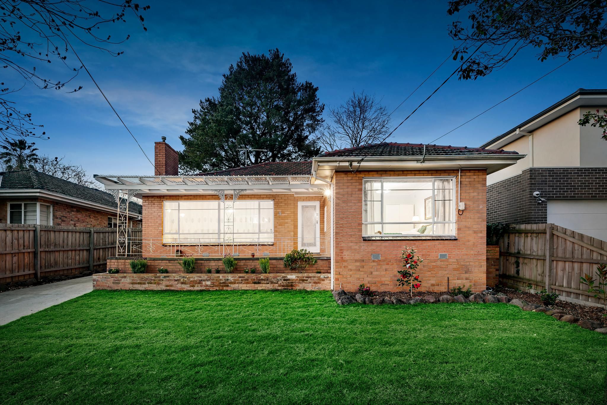 9 Cypress Avenue, Burwood VIC 3125