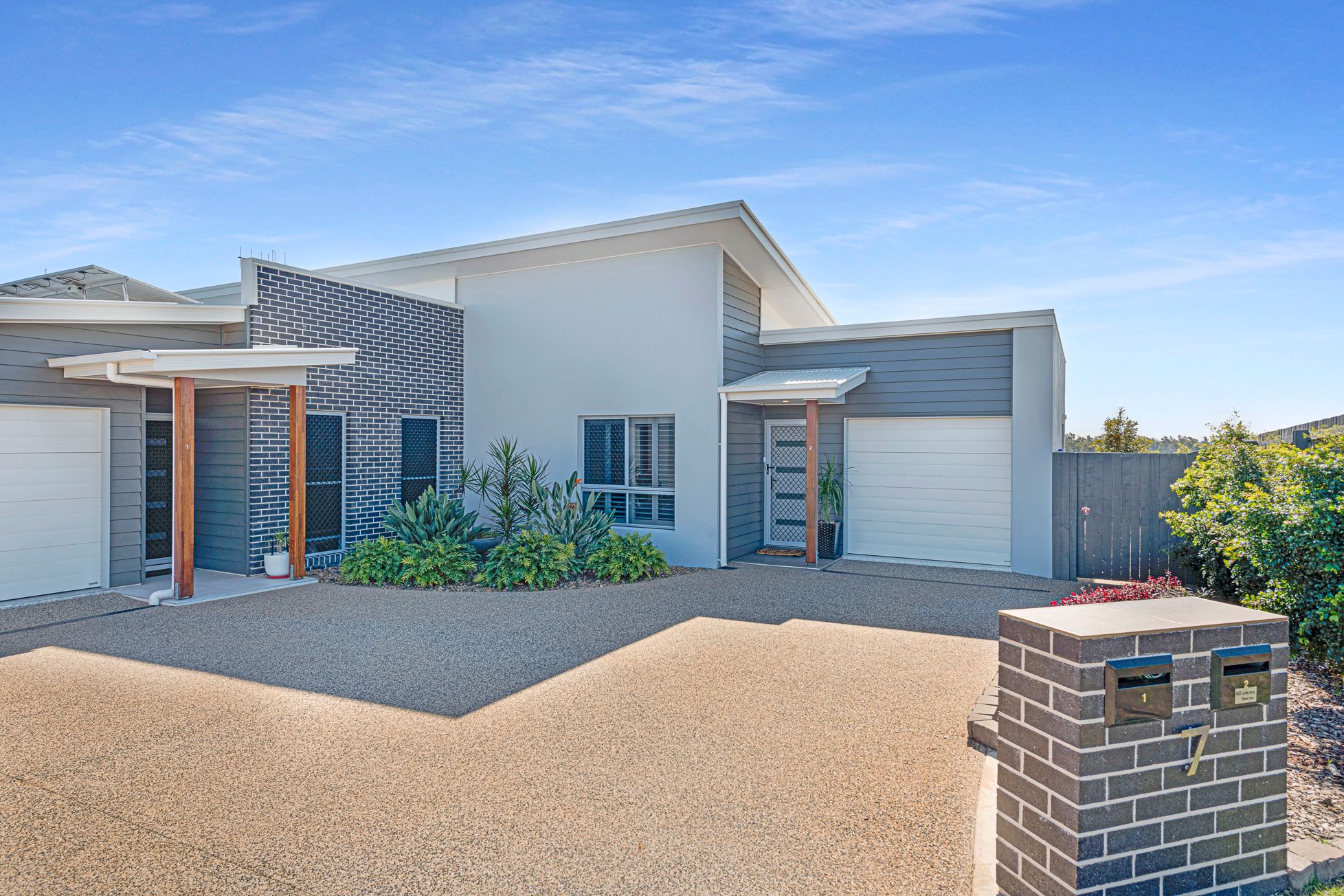 2/7 Remy Court, Avoca, QLD 4670