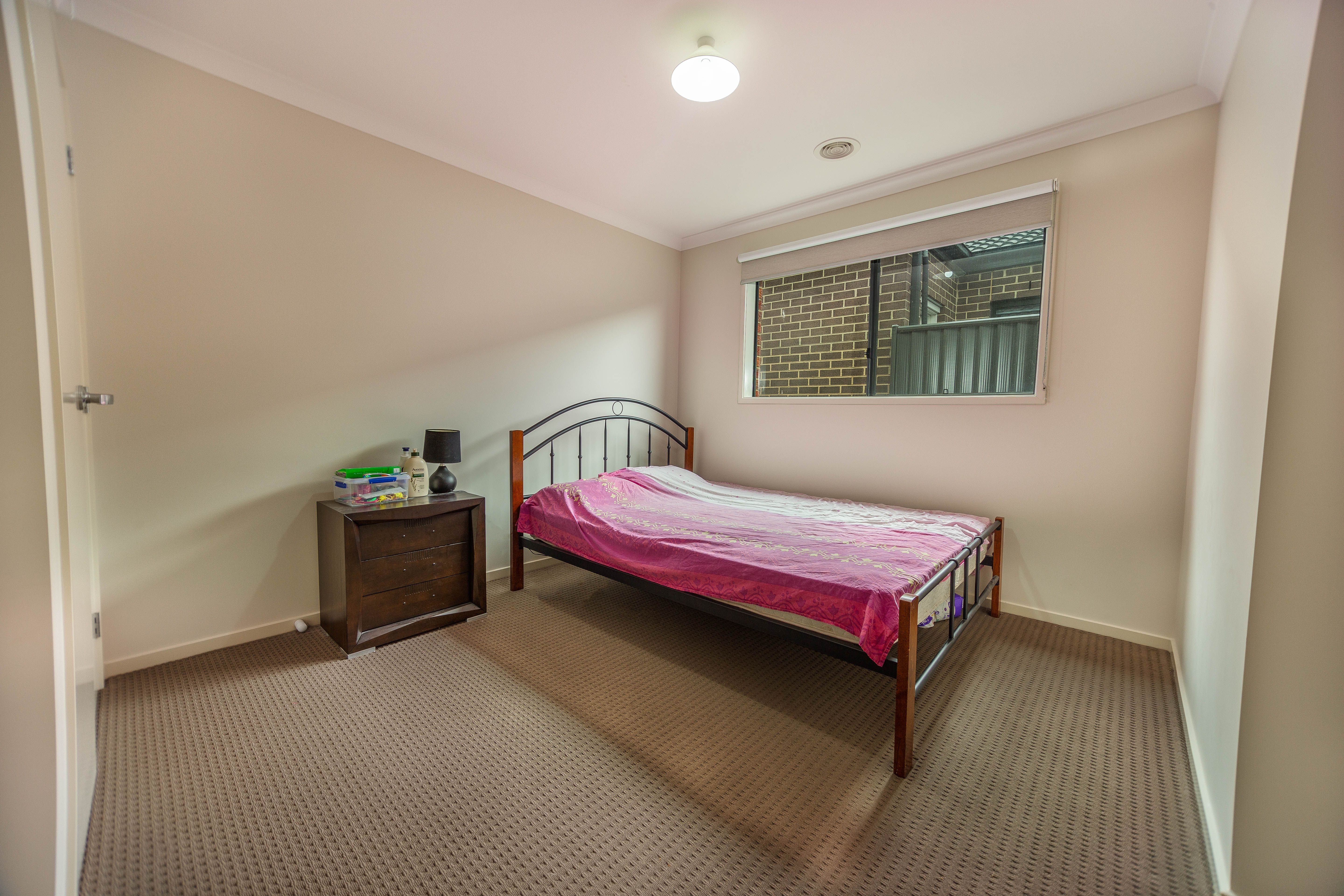 13 Ogilvie Court — photo 9 of 13