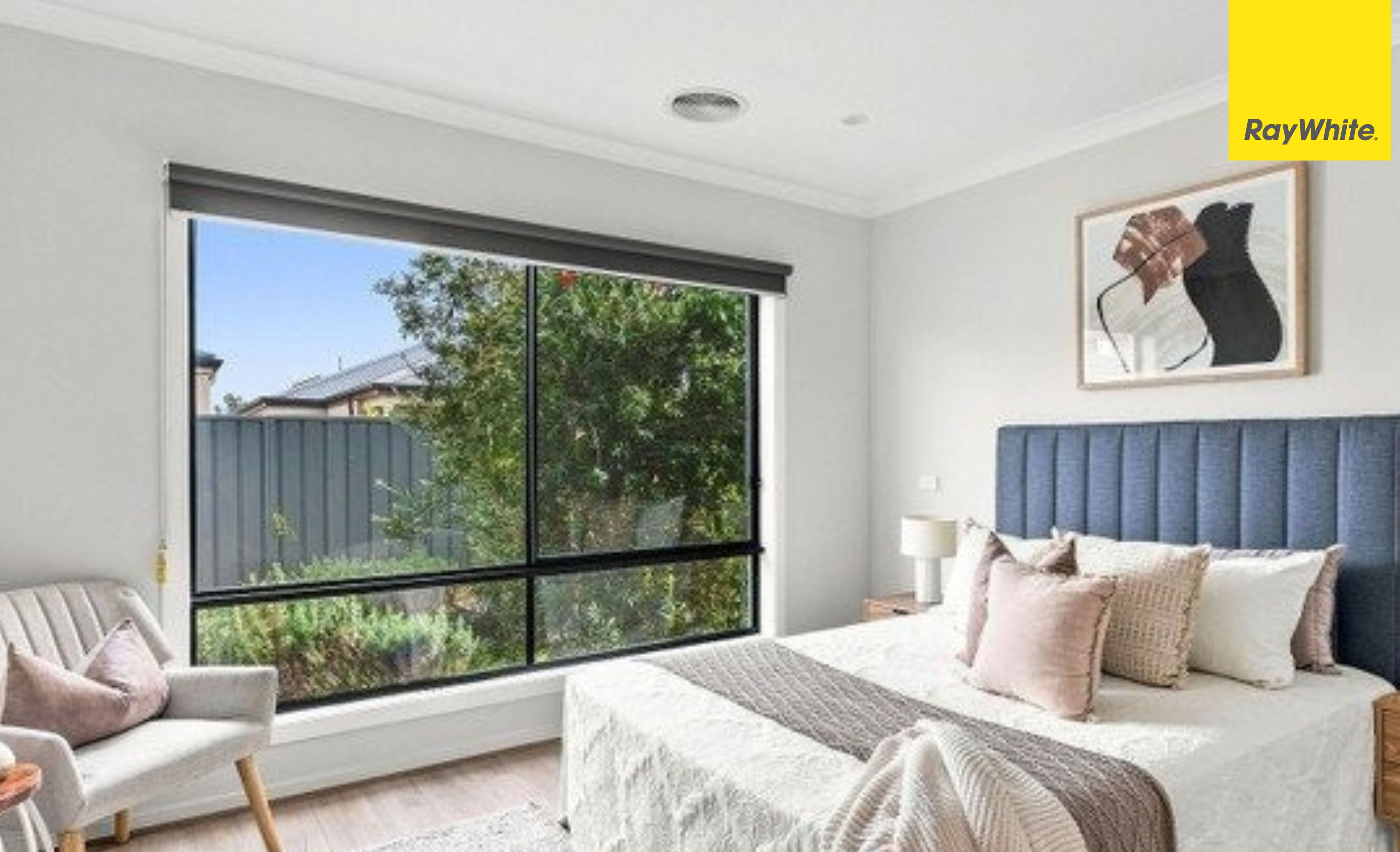 14 Pulteney Drive — photo 3 of 15