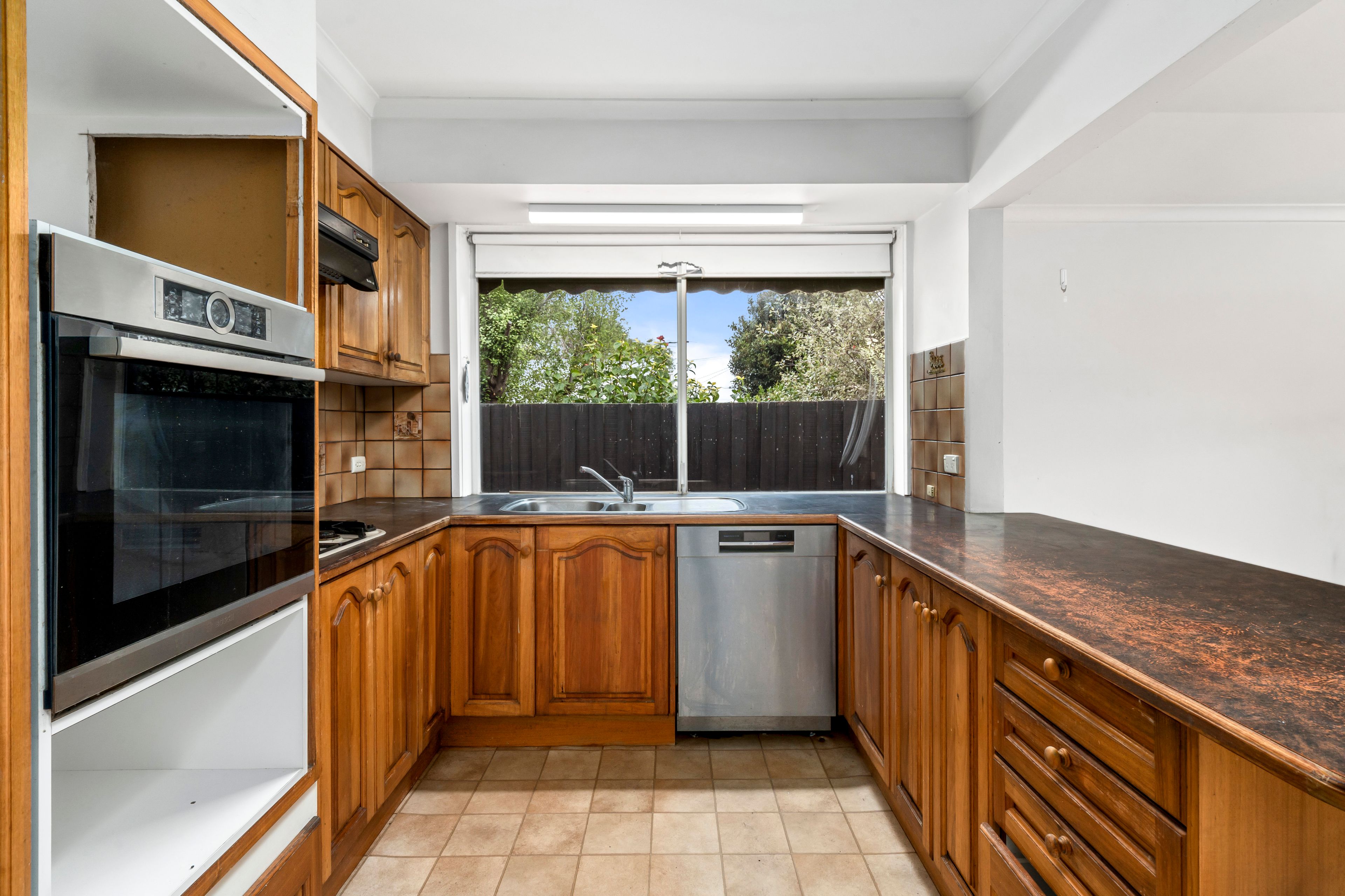 1 Wade Court, Cheltenham, VIC 3192