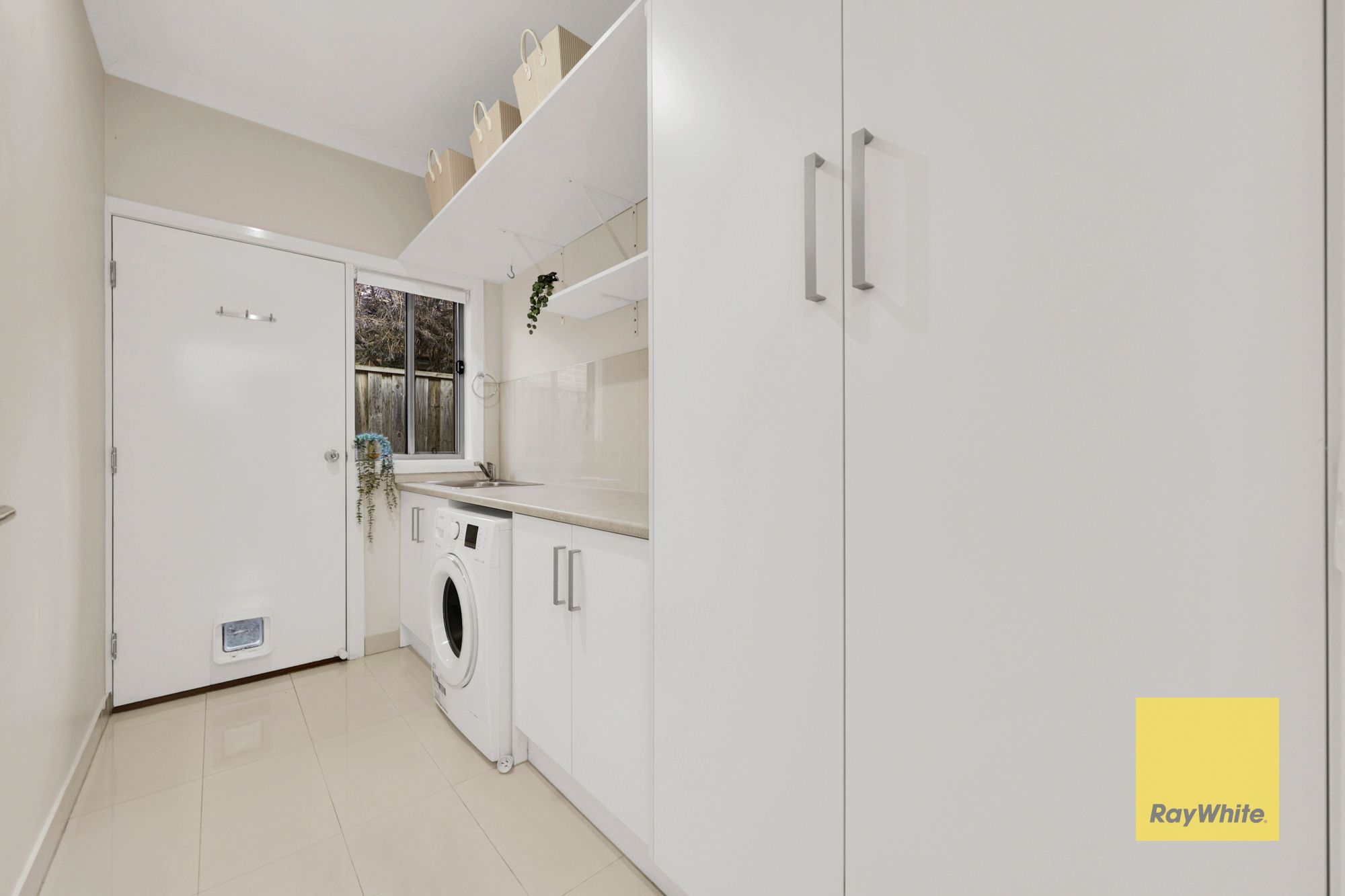 2 Aleman Green — photo 16 of 23