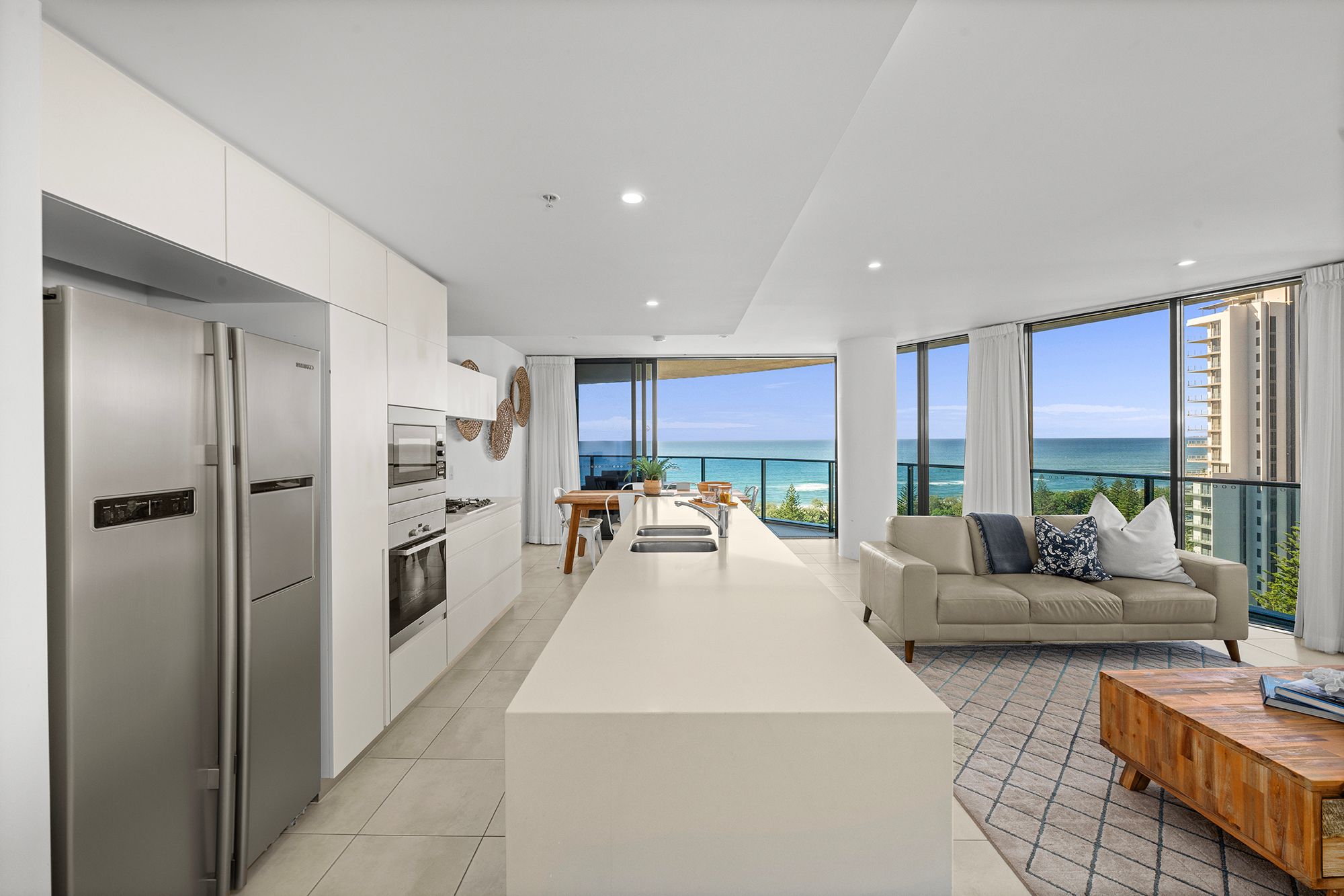 1407/1 Oracle Boulevarde — photo from Ray White Broadbeach