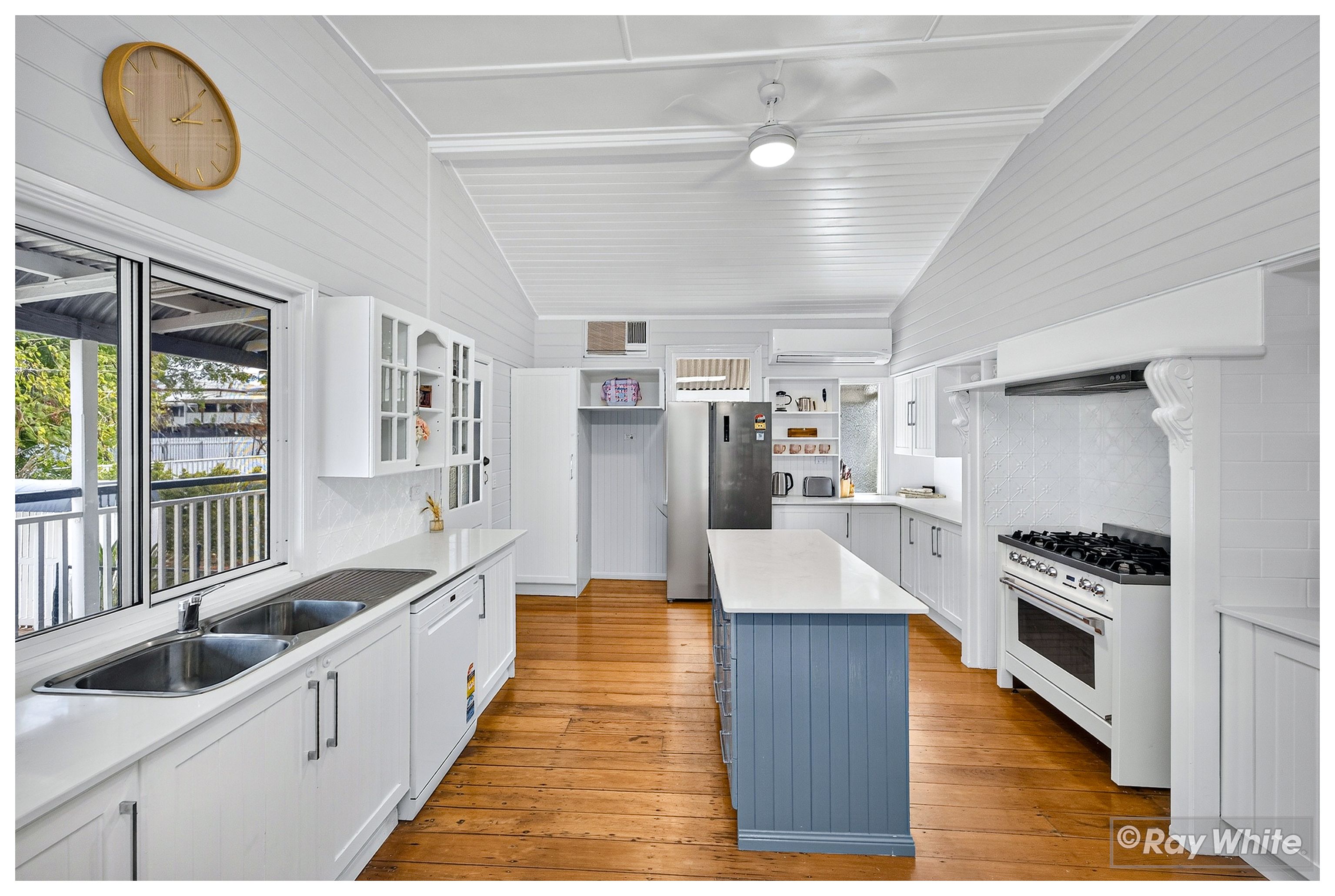 49 Ross Street — photo 4 of 30