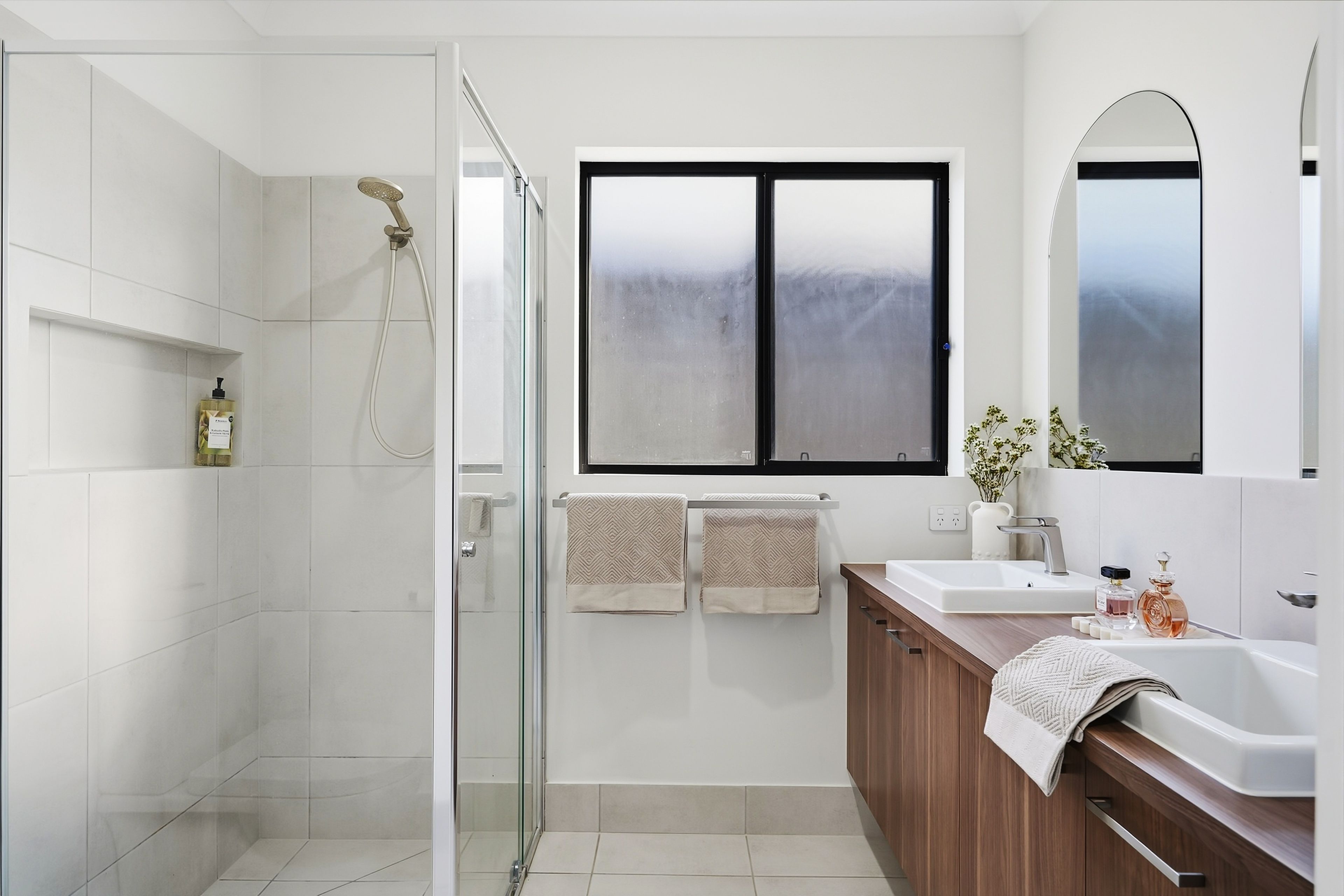 25 Hatcher Road — photo 3 of 14