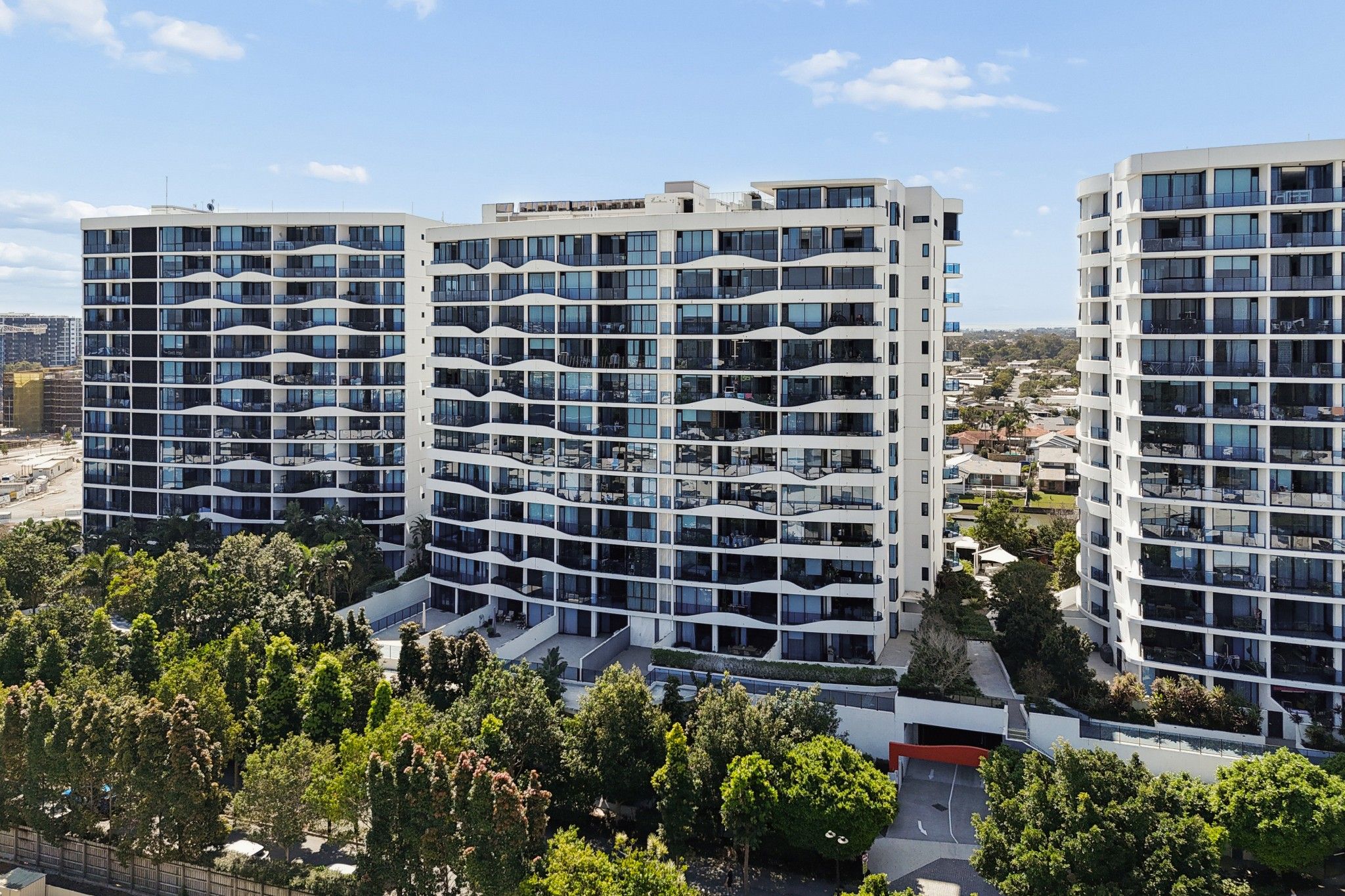 4108/5 Harbour Side Court — photo 12 of 13