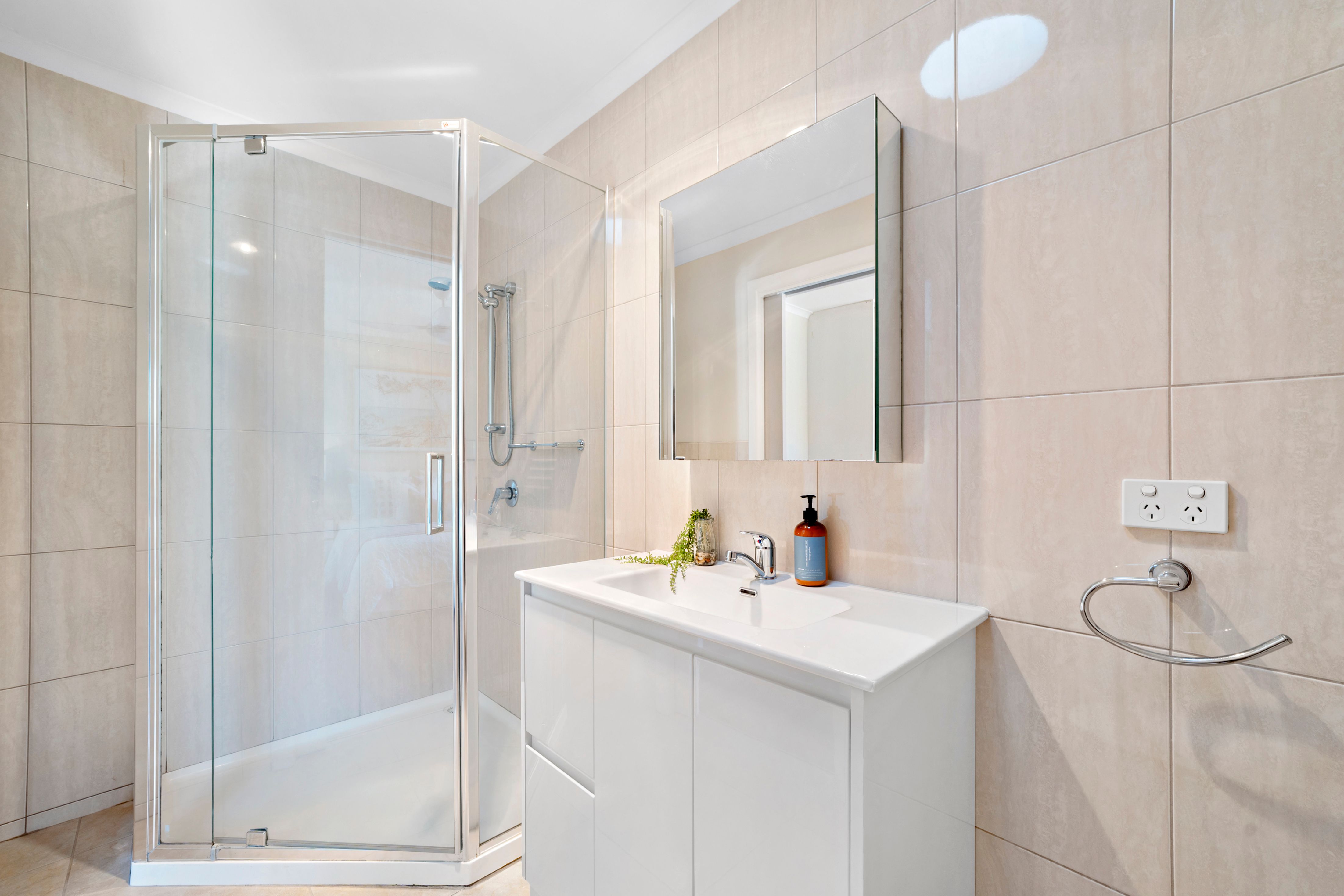 1/37 Kleinert Road — photo 13 of 21
