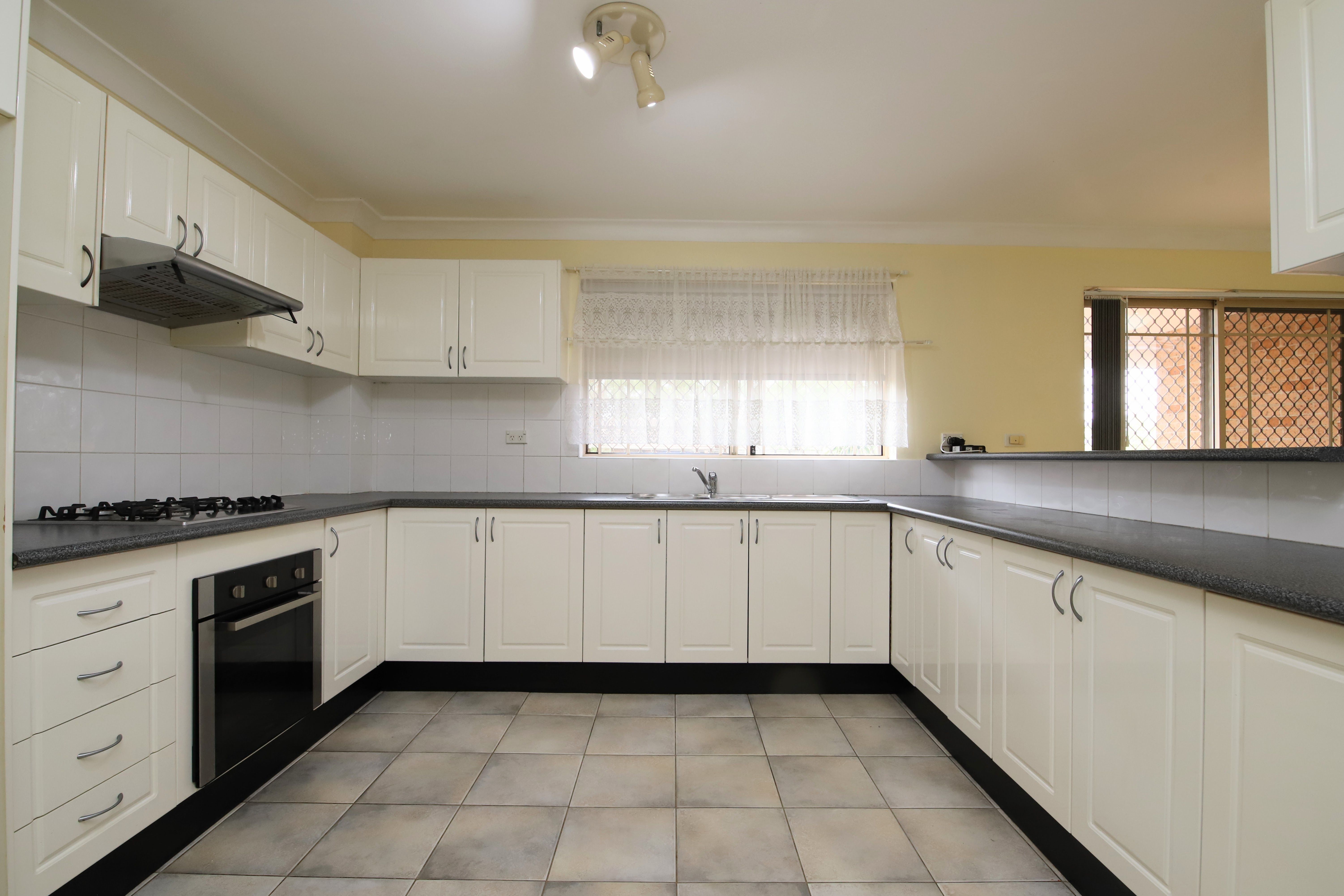 8/9-11 Carmen Street, Bankstown, NSW 2200