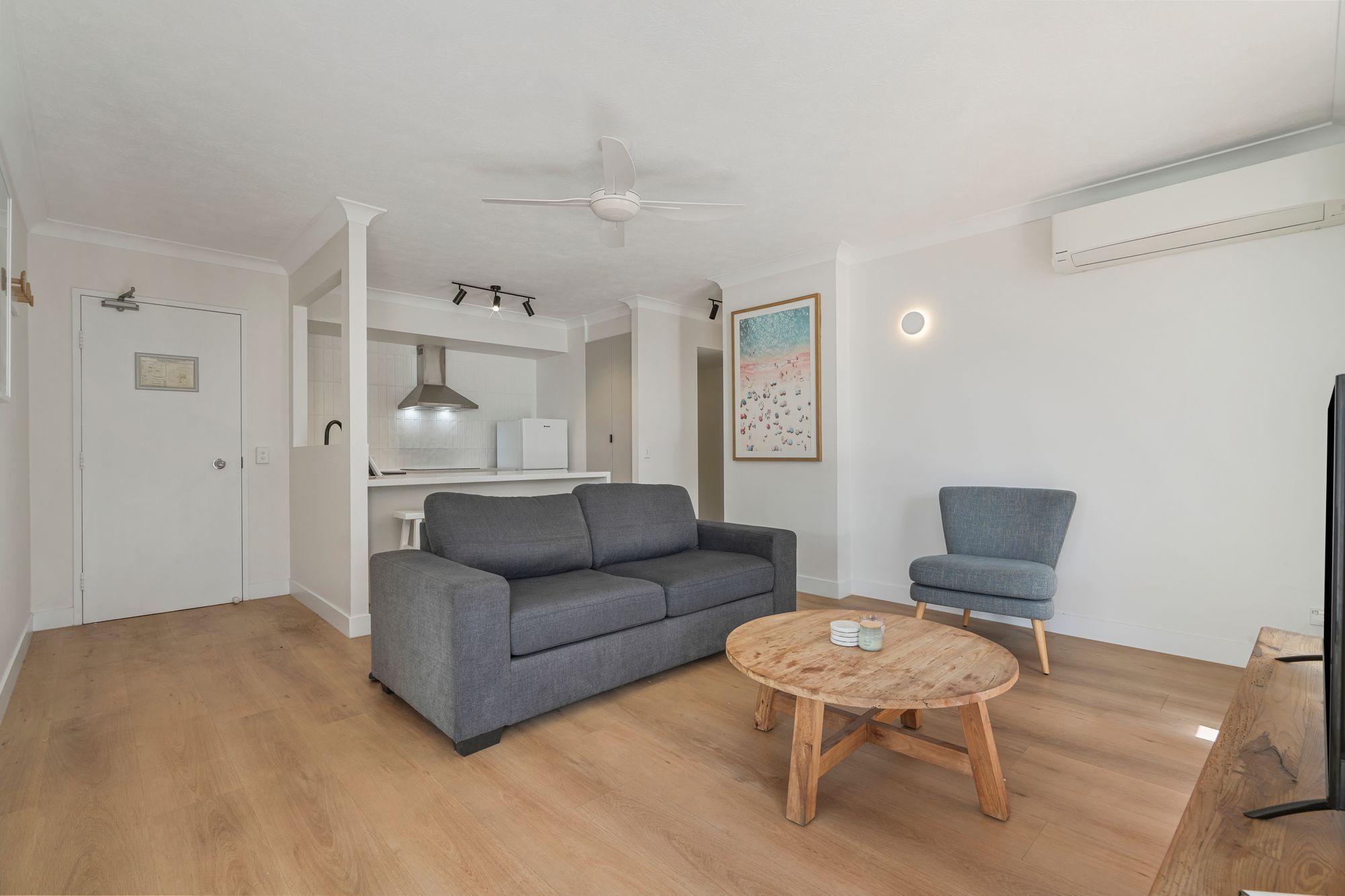 15/93 Old Burleigh Road — photo 4 of 11