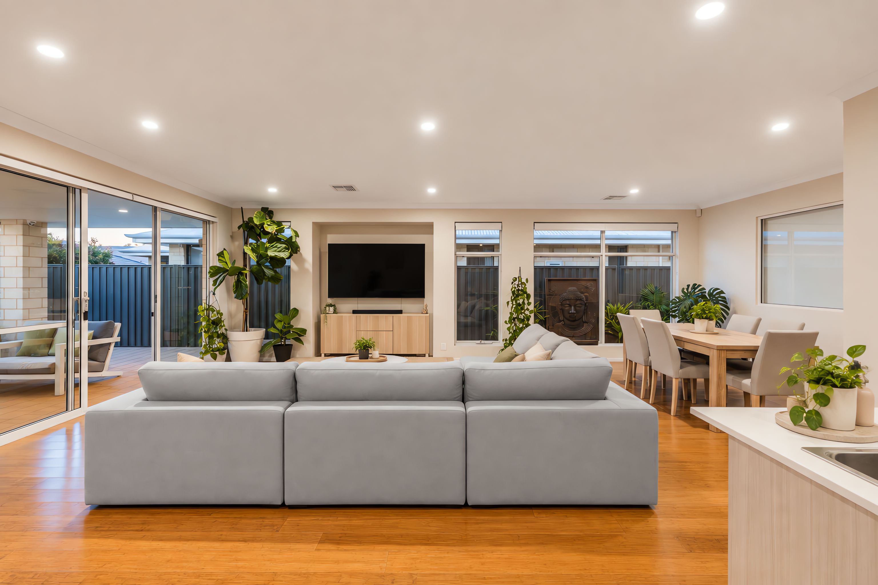 4 Koojan Street — photo 3 of 30