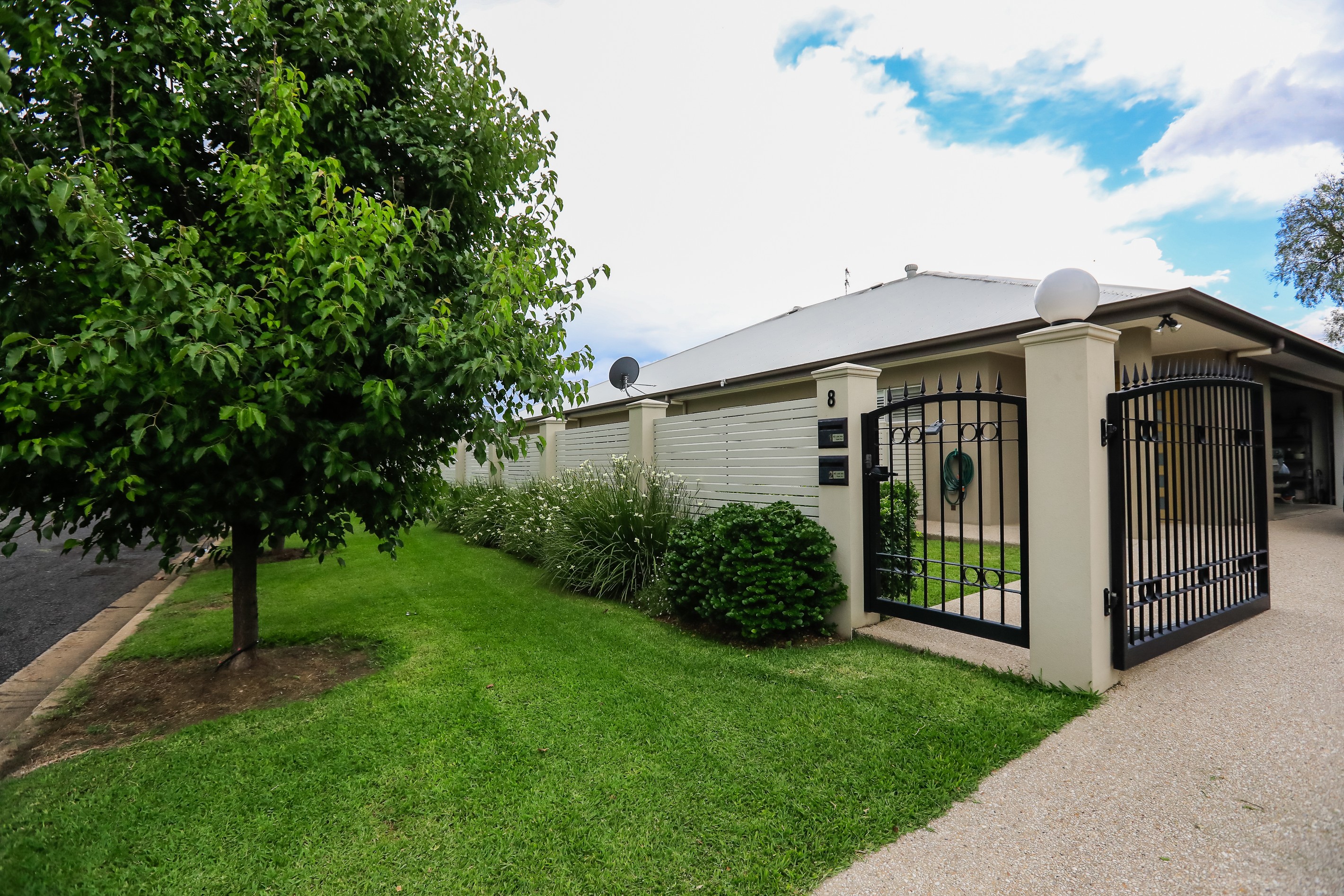 2/8 Pratten Street, Goondiwindi, QLD 4390