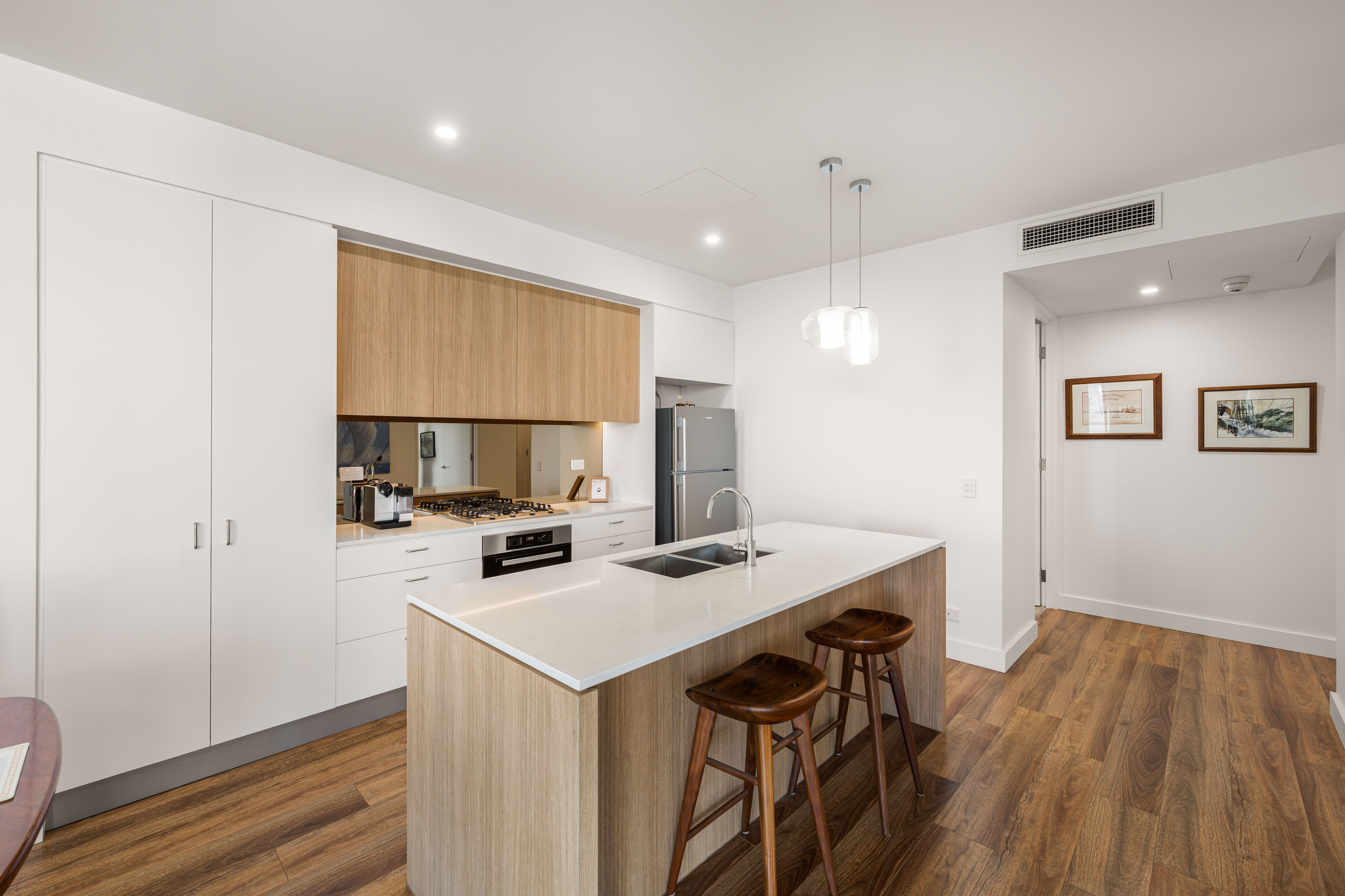 202/41 Troubridge Drive — photo 5 of 14