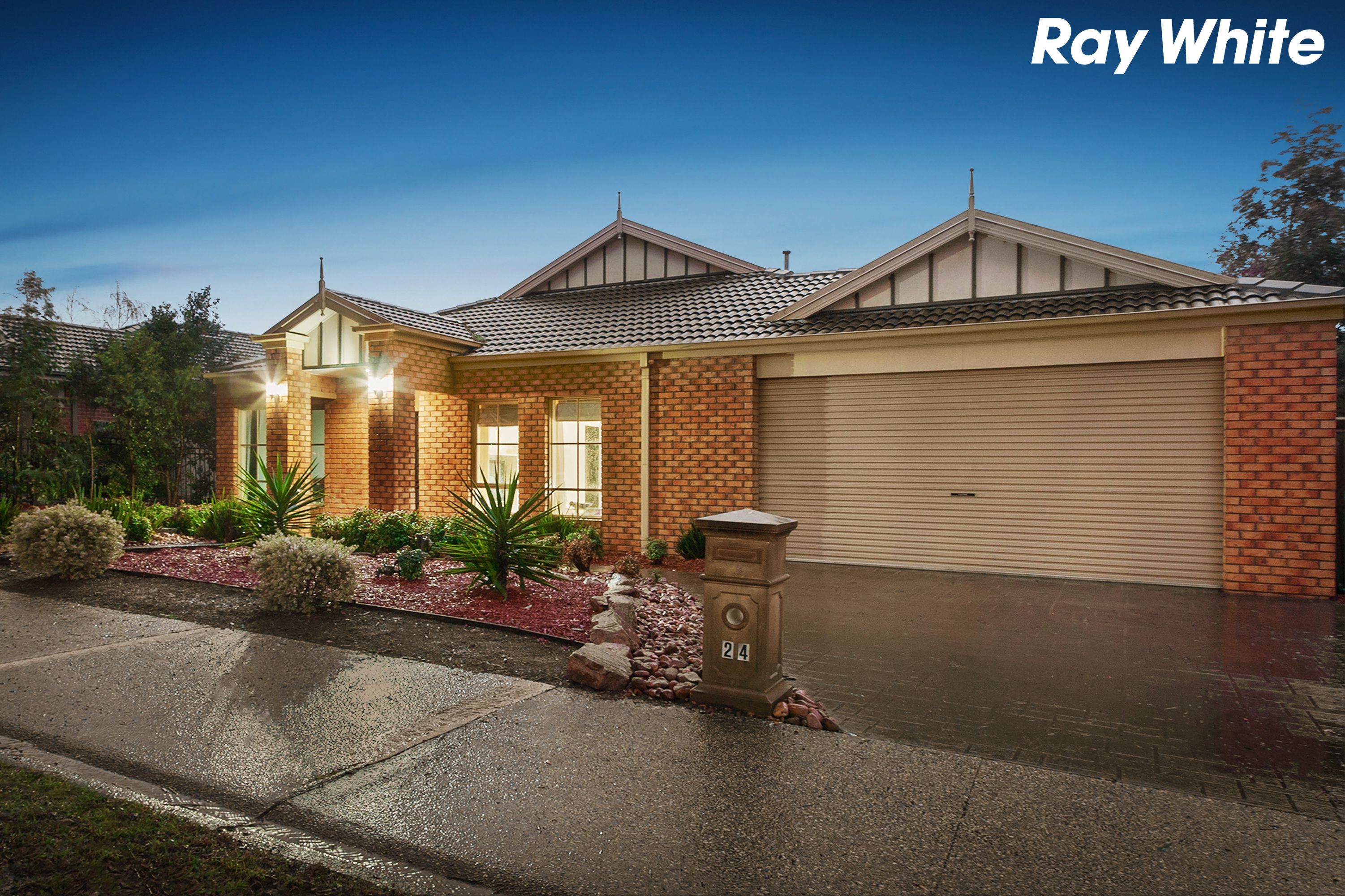 24 Arbour Rise, Pakenham, VIC 3810