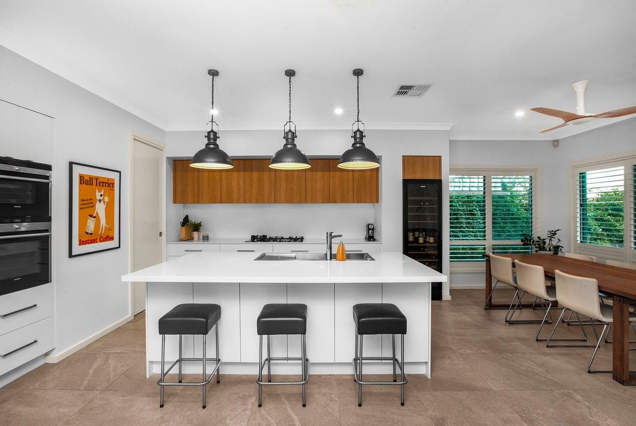 7 Strickland Place, Edensor Park, NSW 2176