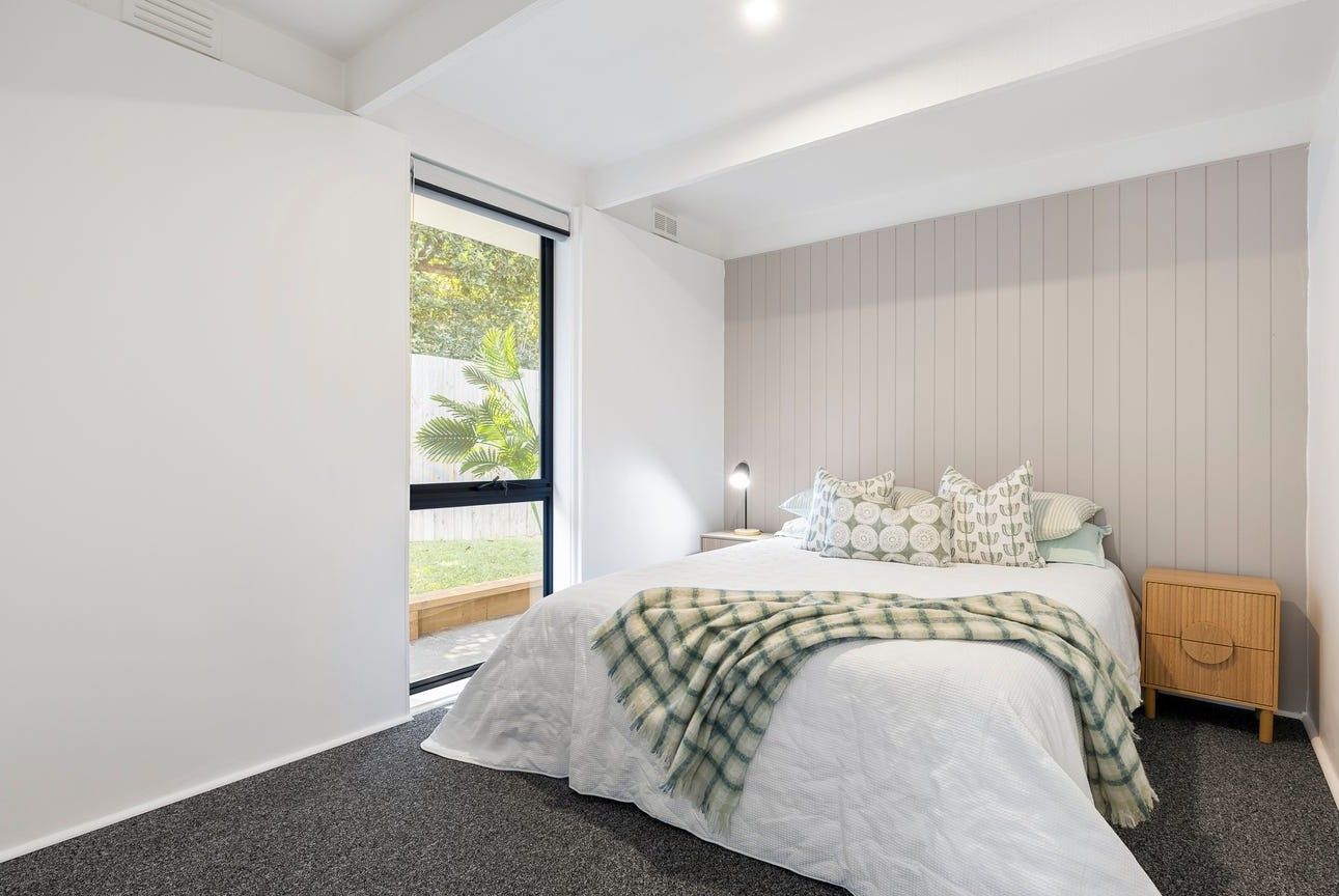 90 Beech Street — photo 8 of 14