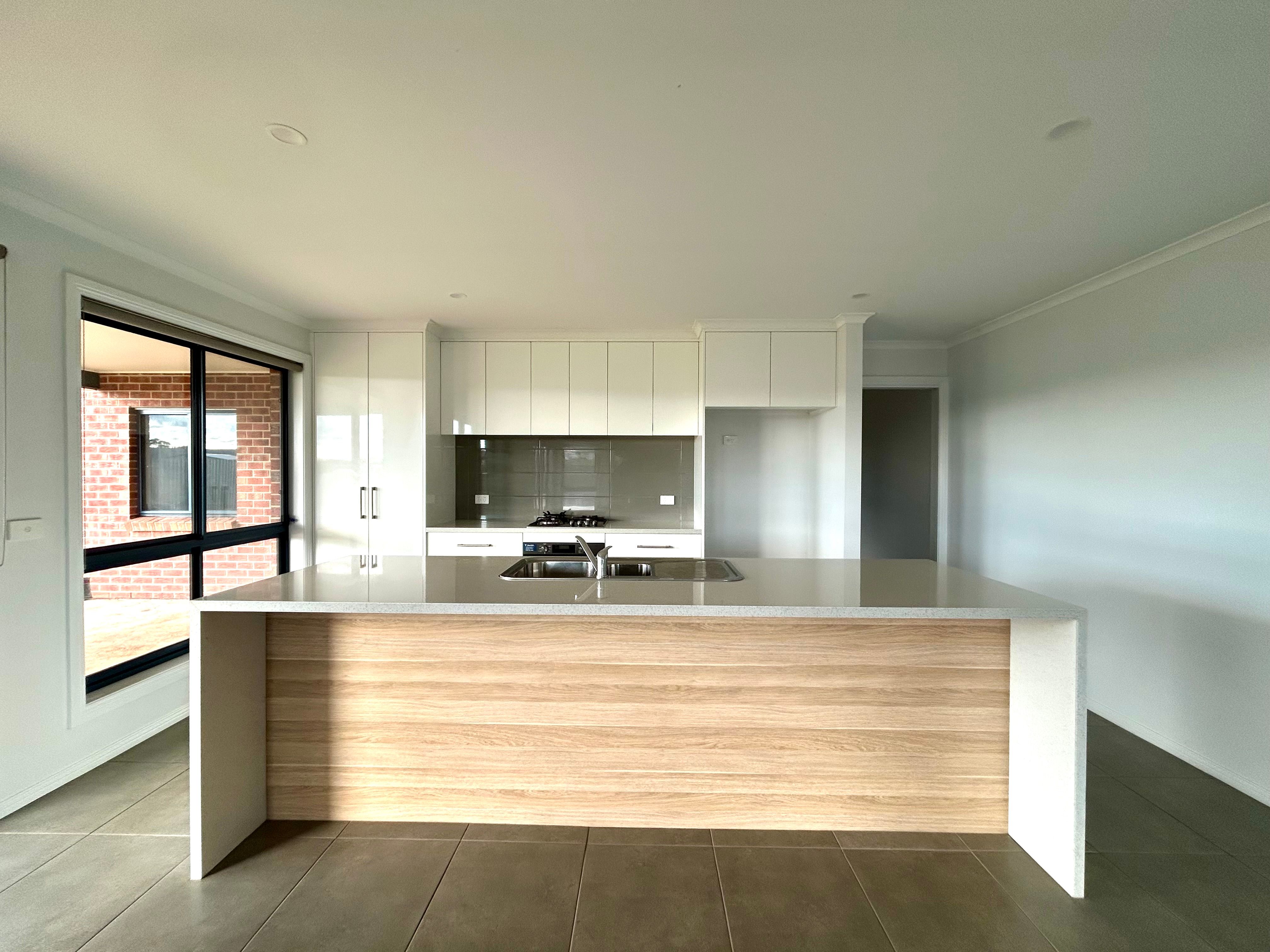 51 Vickers Drive, Warrnambool, VIC 3280