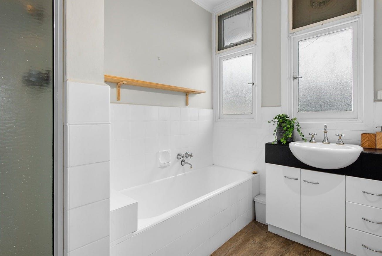 19 Grenville Grove — photo 10 of 16
