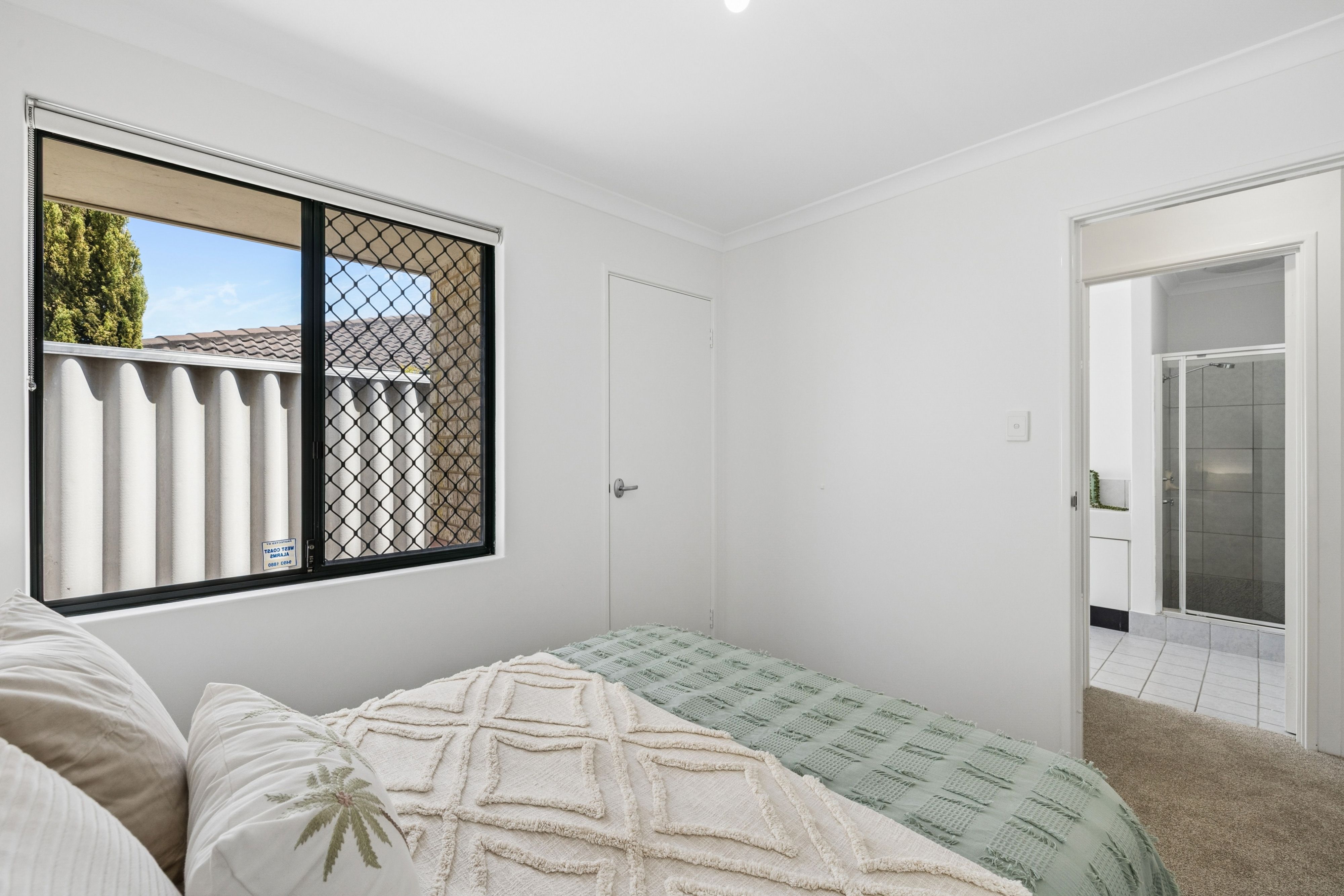 1/205-207 Sevenoaks Street — photo 23 of 28
