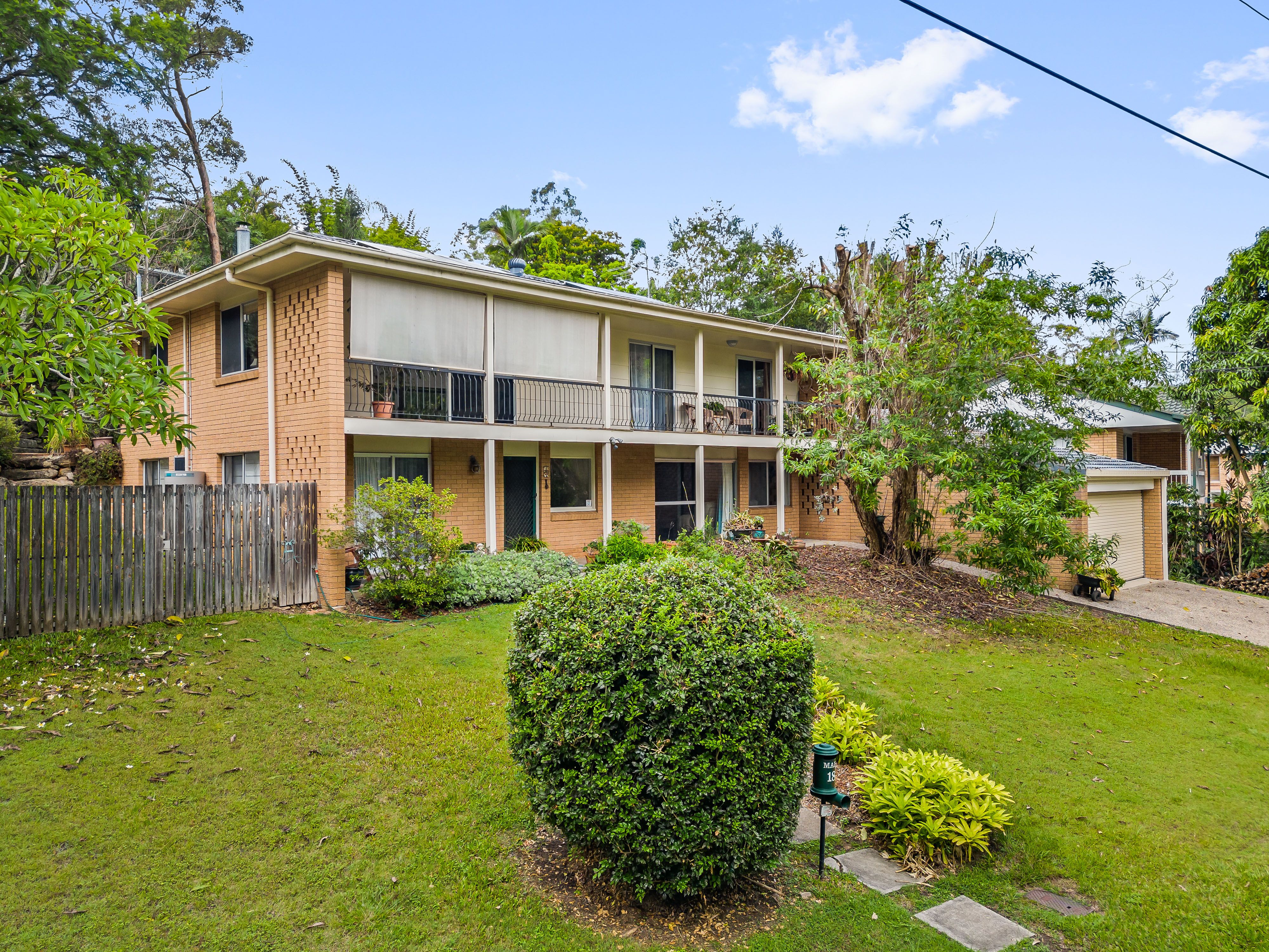 18 Fallbrook Street, Kenmore, QLD 4069