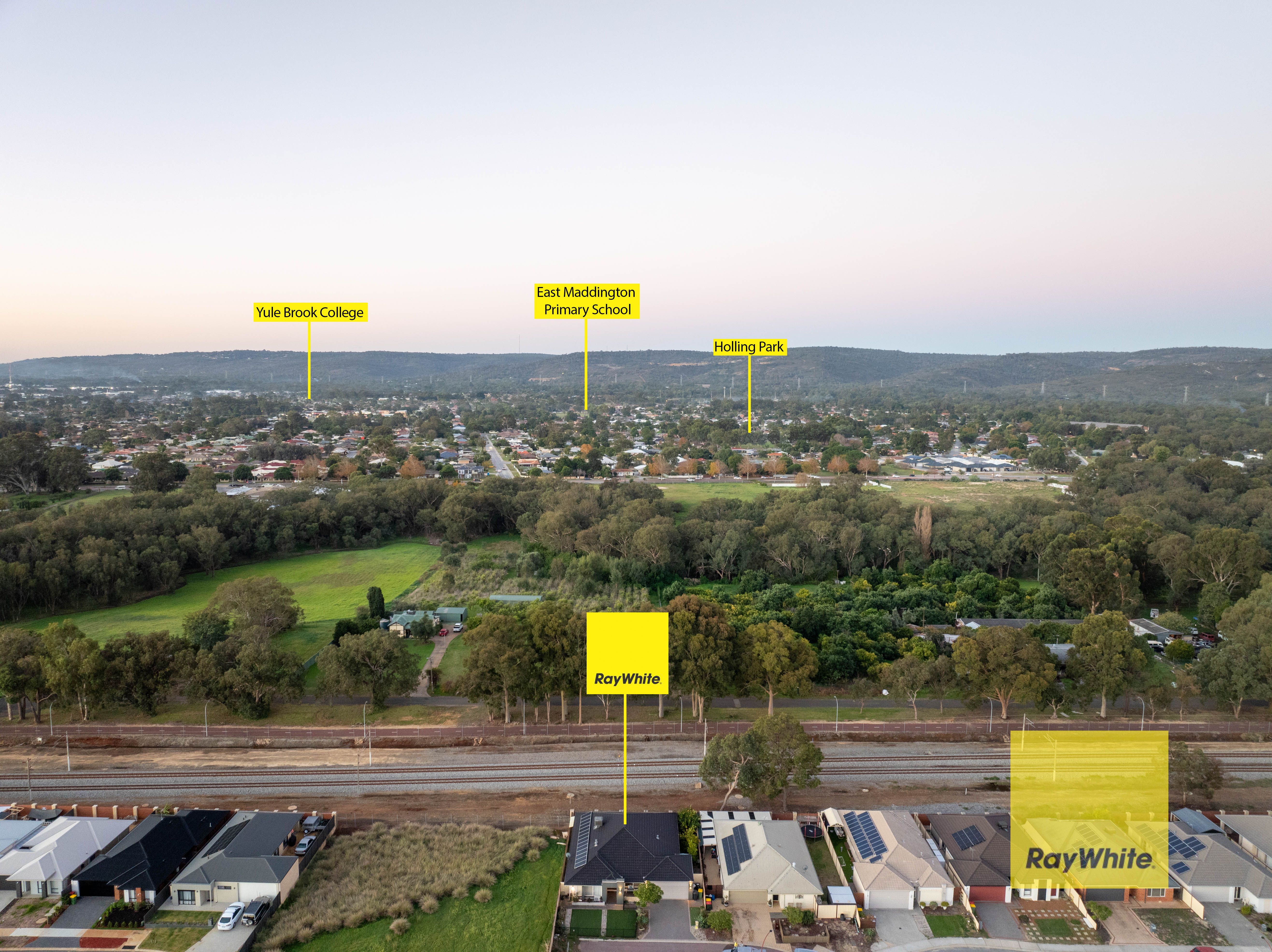 1 Mardo Lane — photo 4 of 26