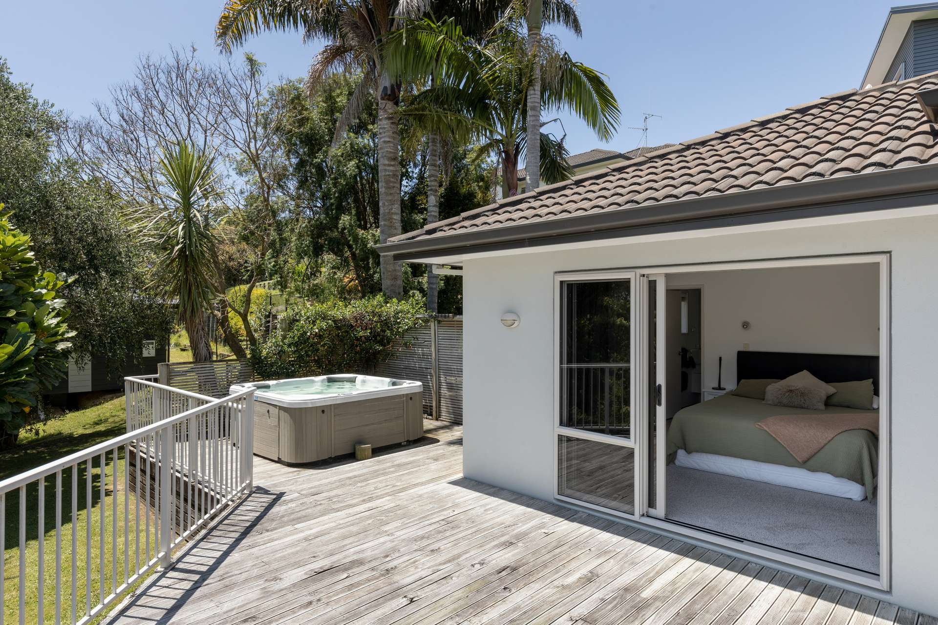 8 Waiorakei Way photo 38