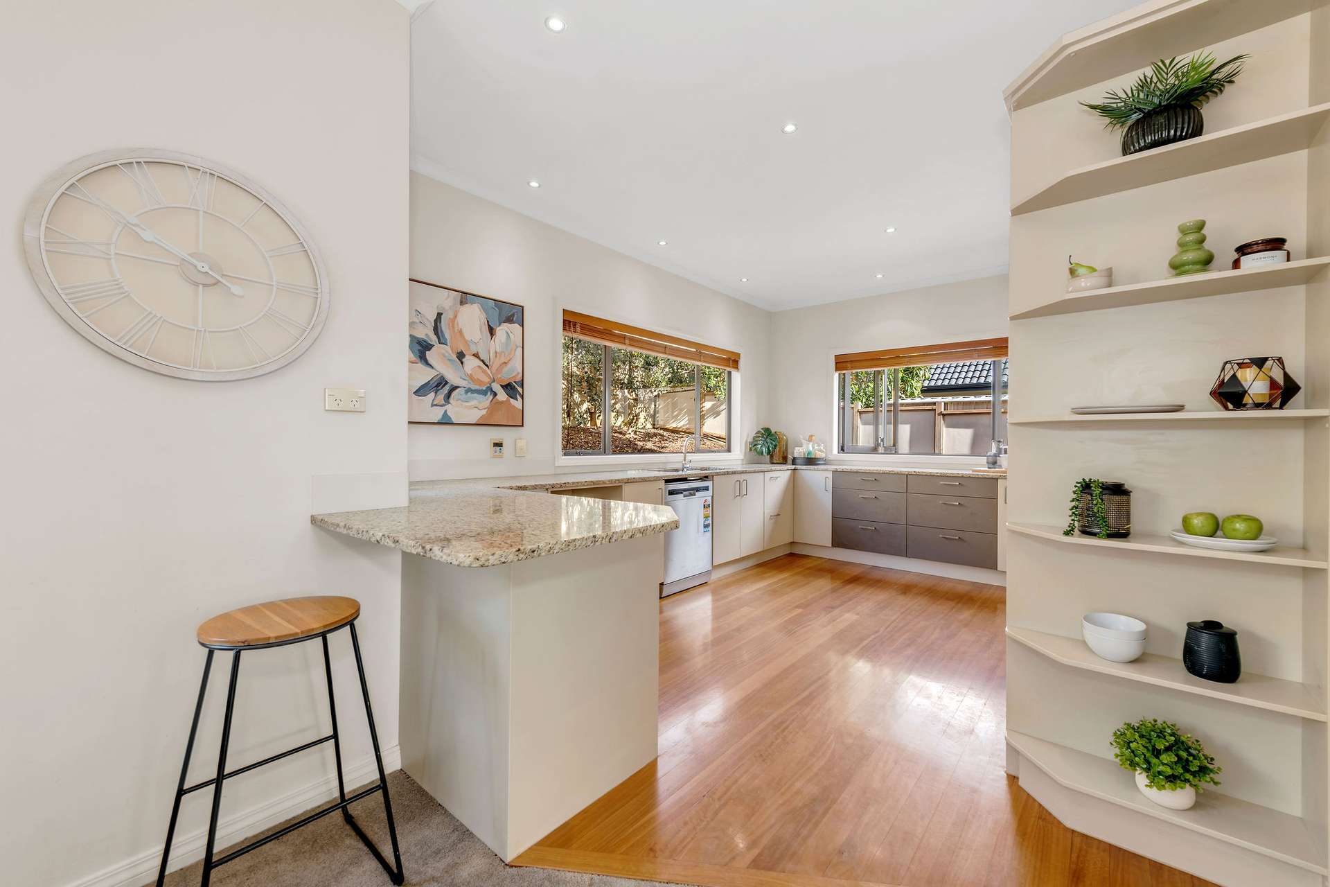 7 Kingsgate Place photo 6