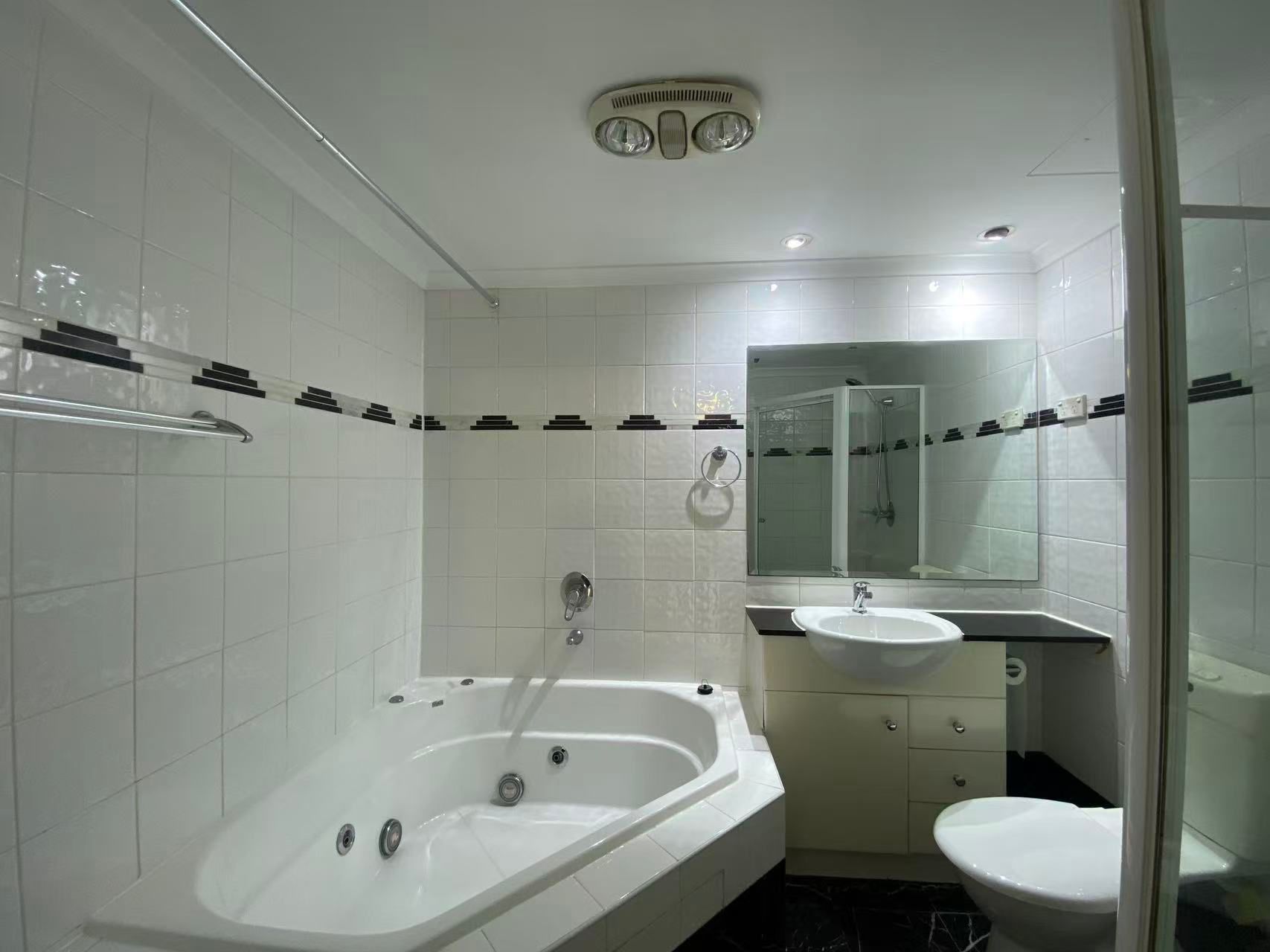 24B/12 Dora Street — photo 12 of 12