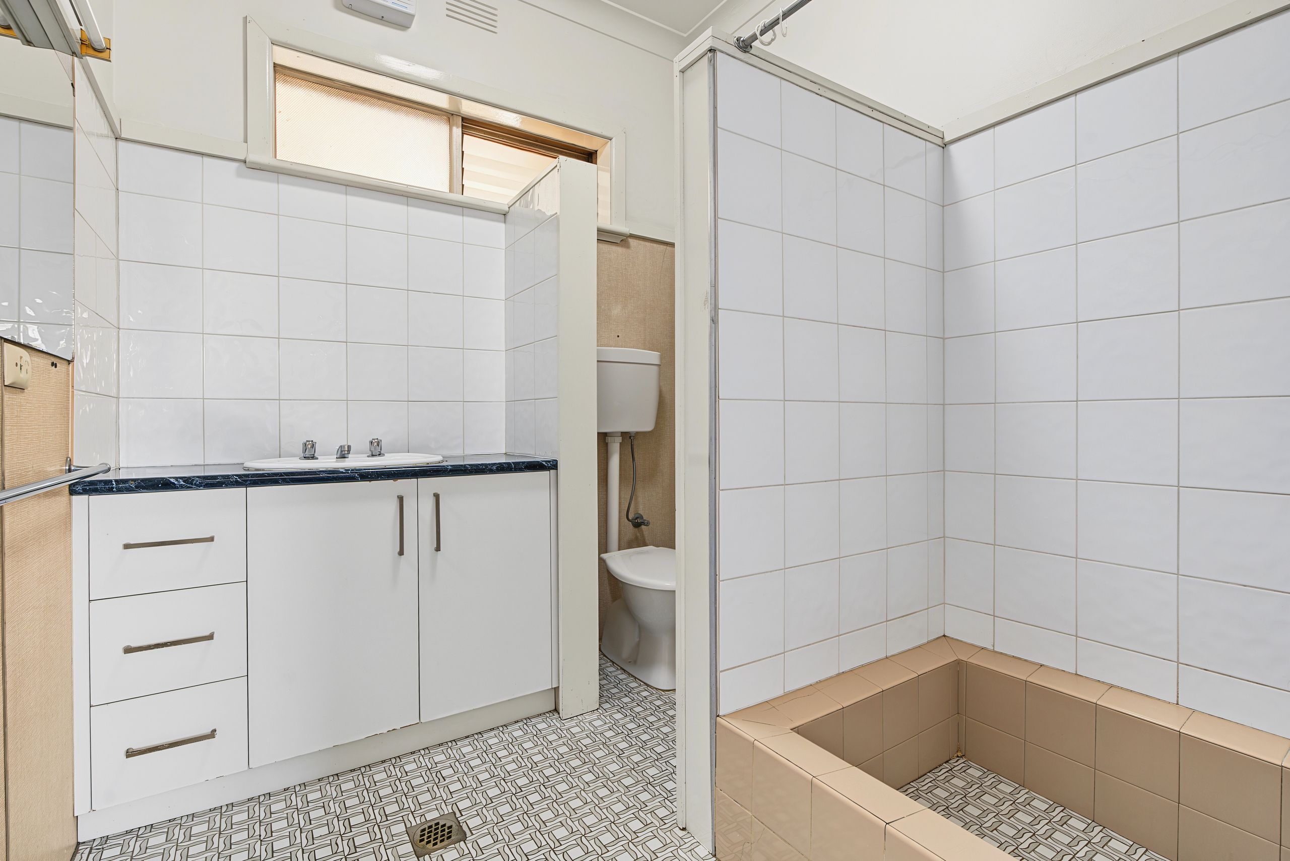 1/825 Mate Street — photo 7 of 10