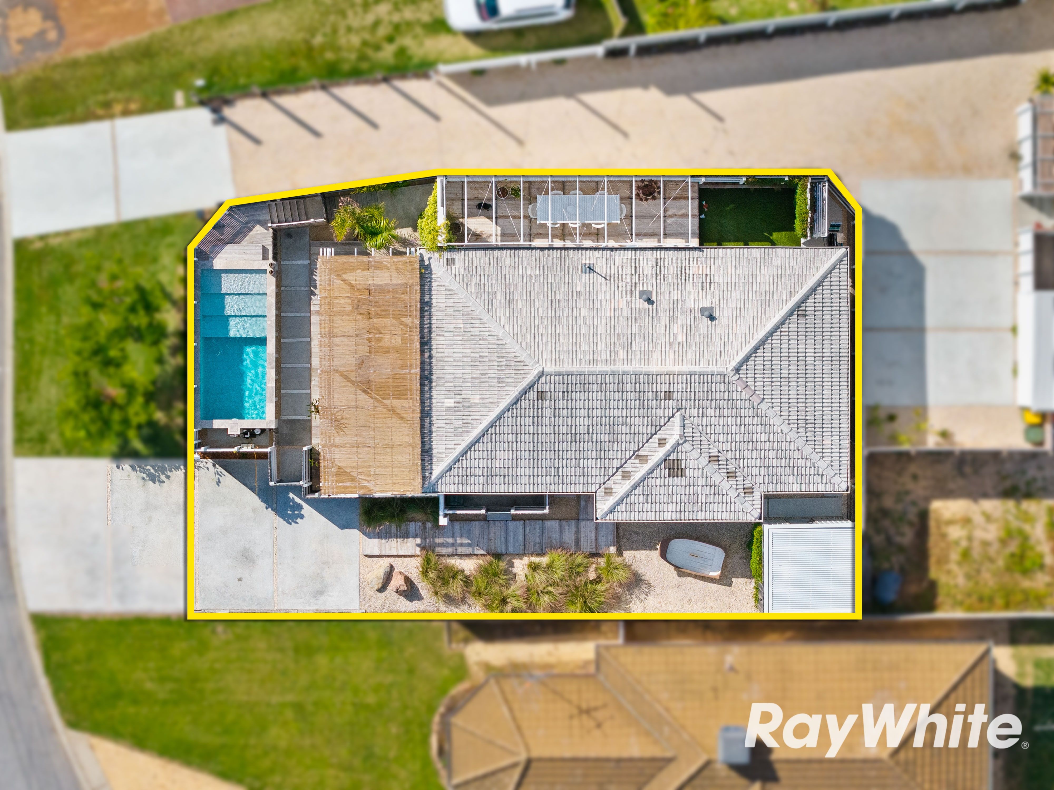 15 Clyde Place — photo 3 of 28
