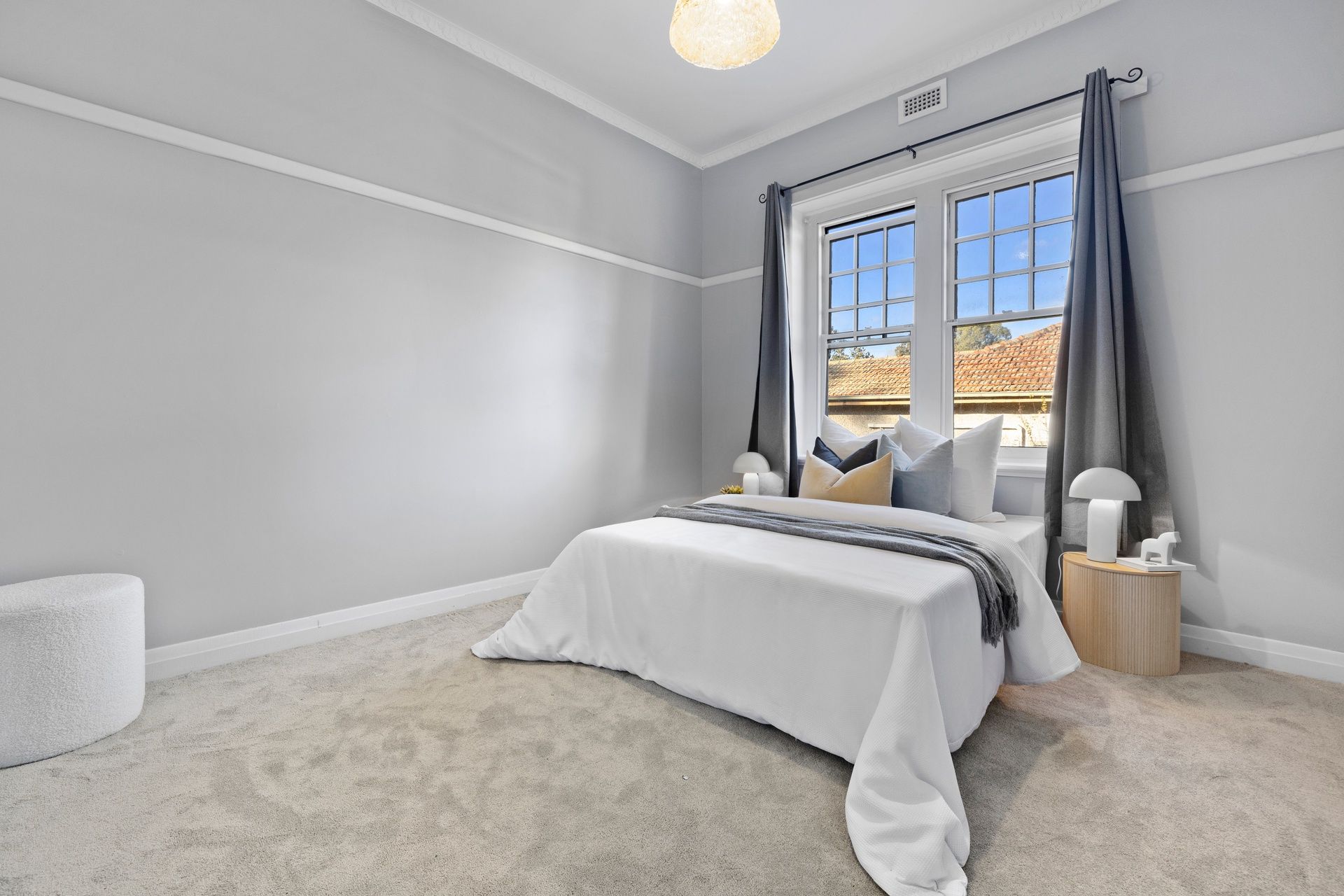 56 Whitehorse Road — photo 9 of 17
