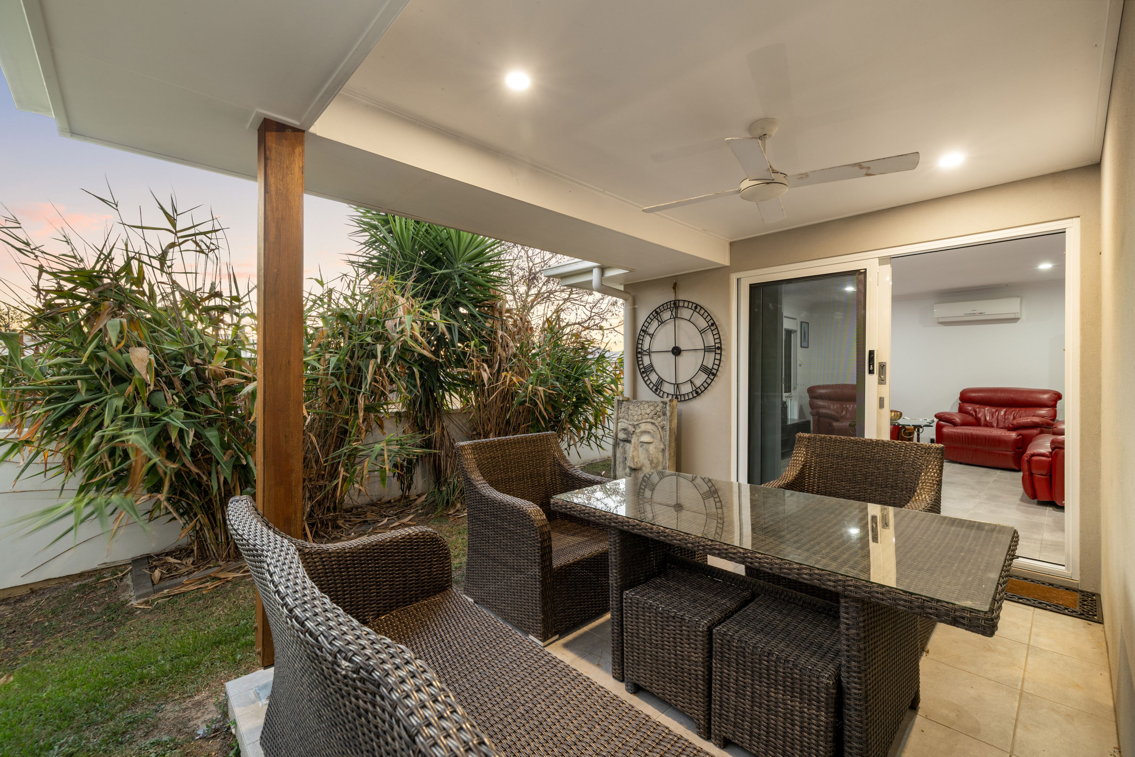 2/50 Foxtail Road — photo 8 of 17