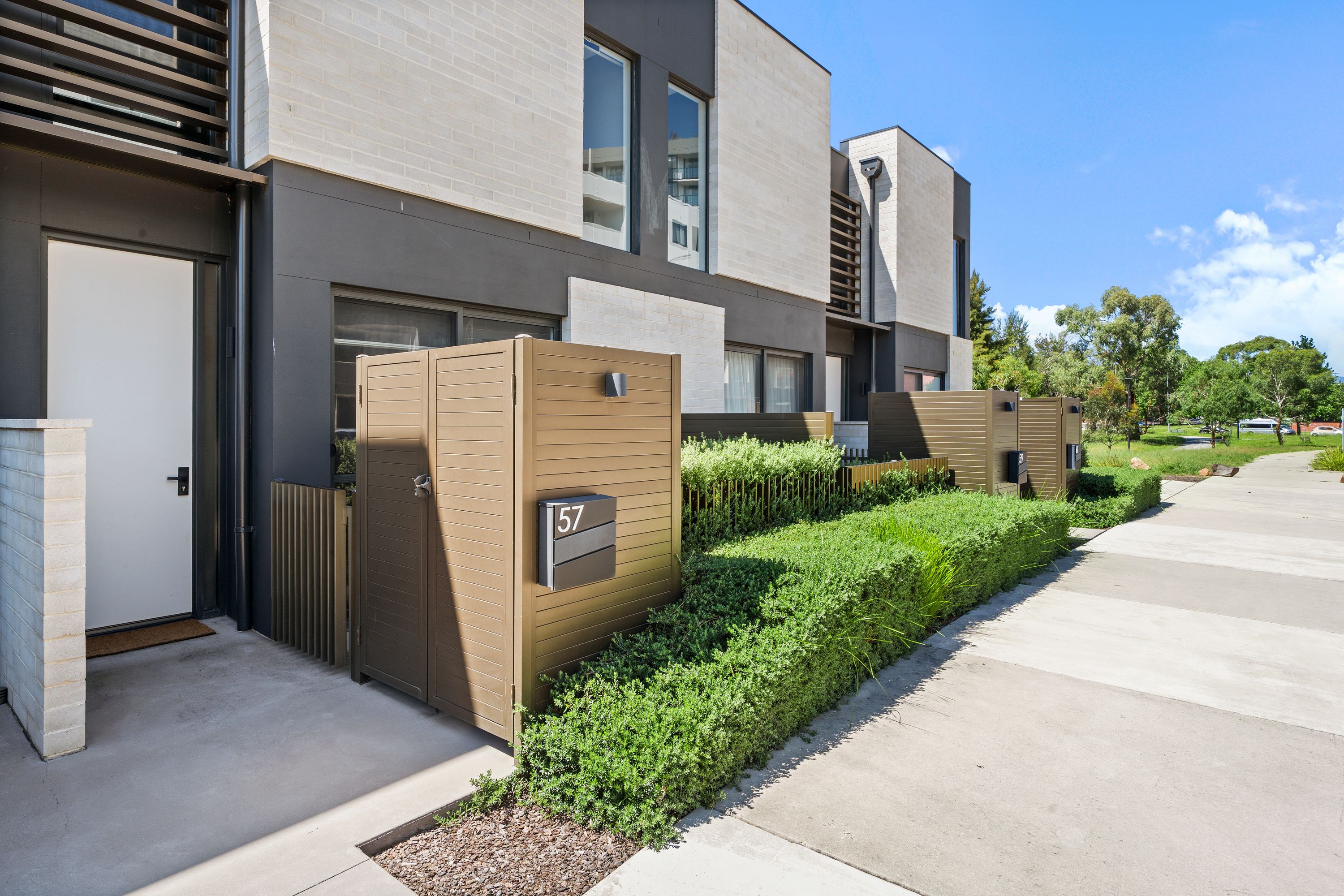7/57 Cynthea Teague Crescent, Greenway, ACT 2900