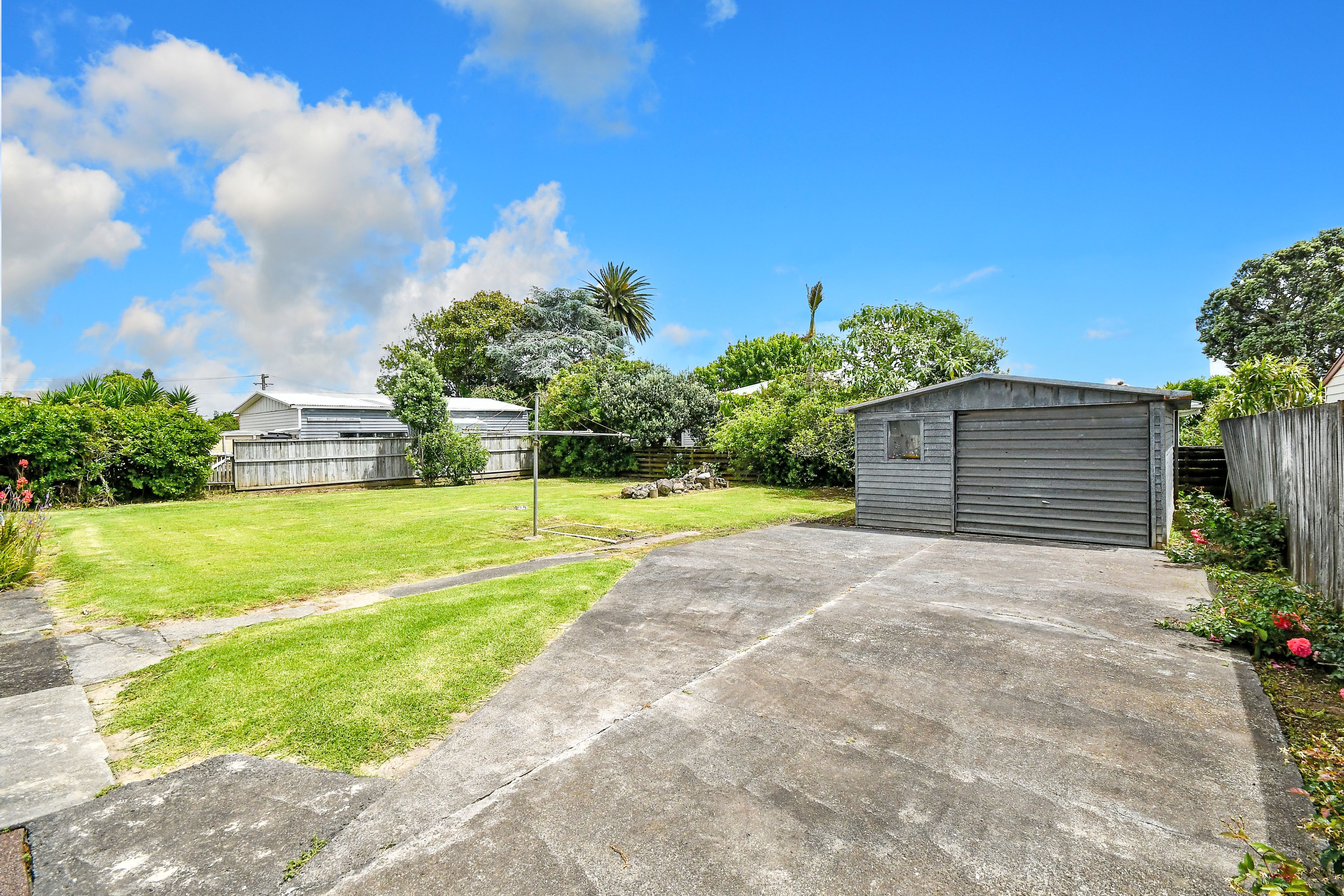 42 Church Road, Mangere Bridge, Manukau City