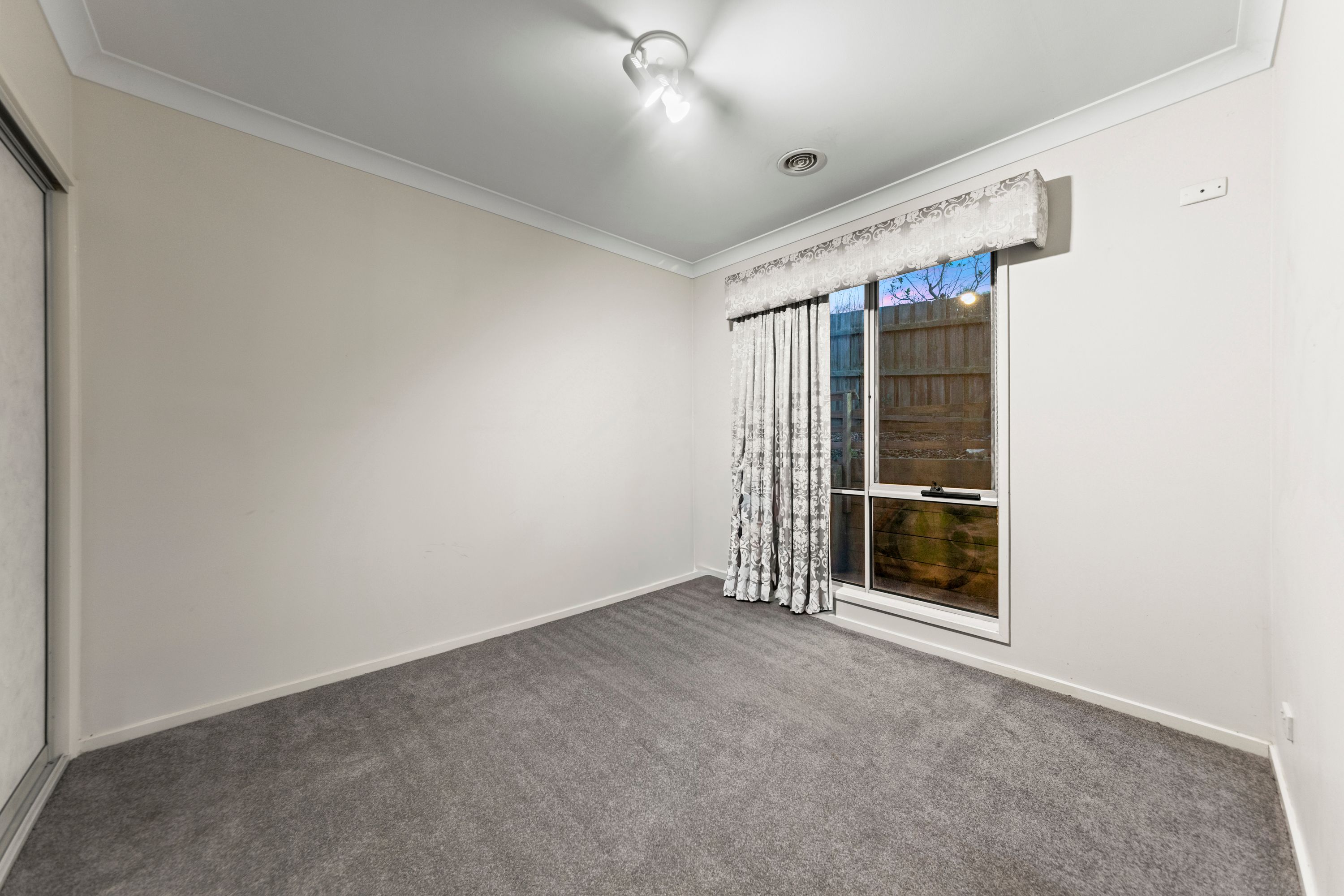 30 Darnum Street — photo 18 of 30