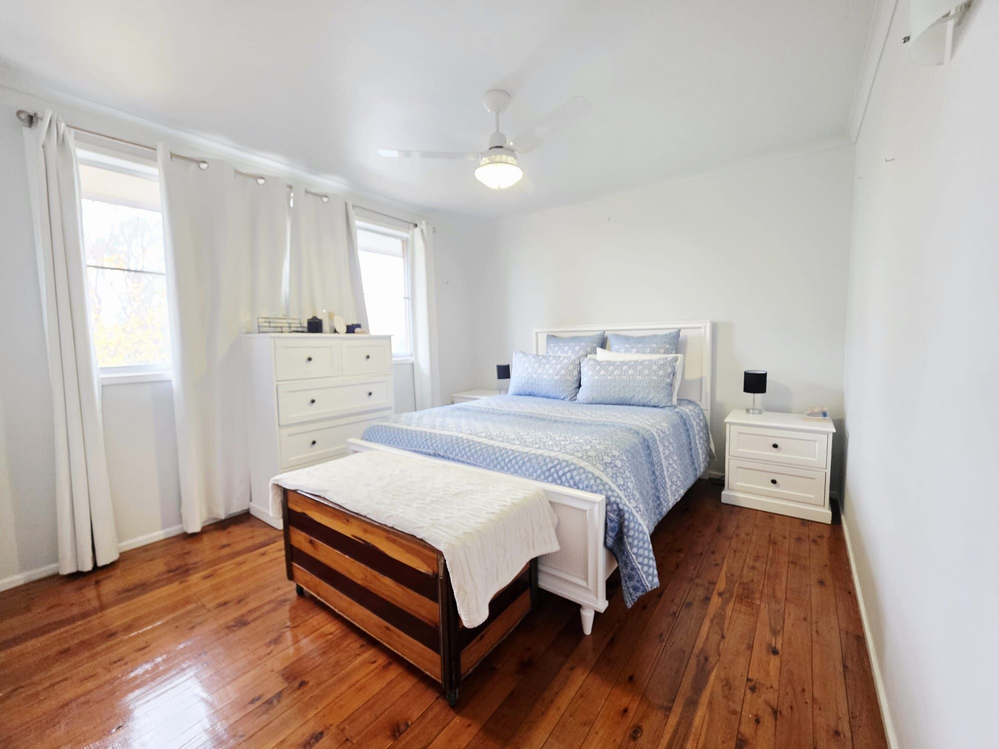 32 Railway Terrace — photo 3 of 17