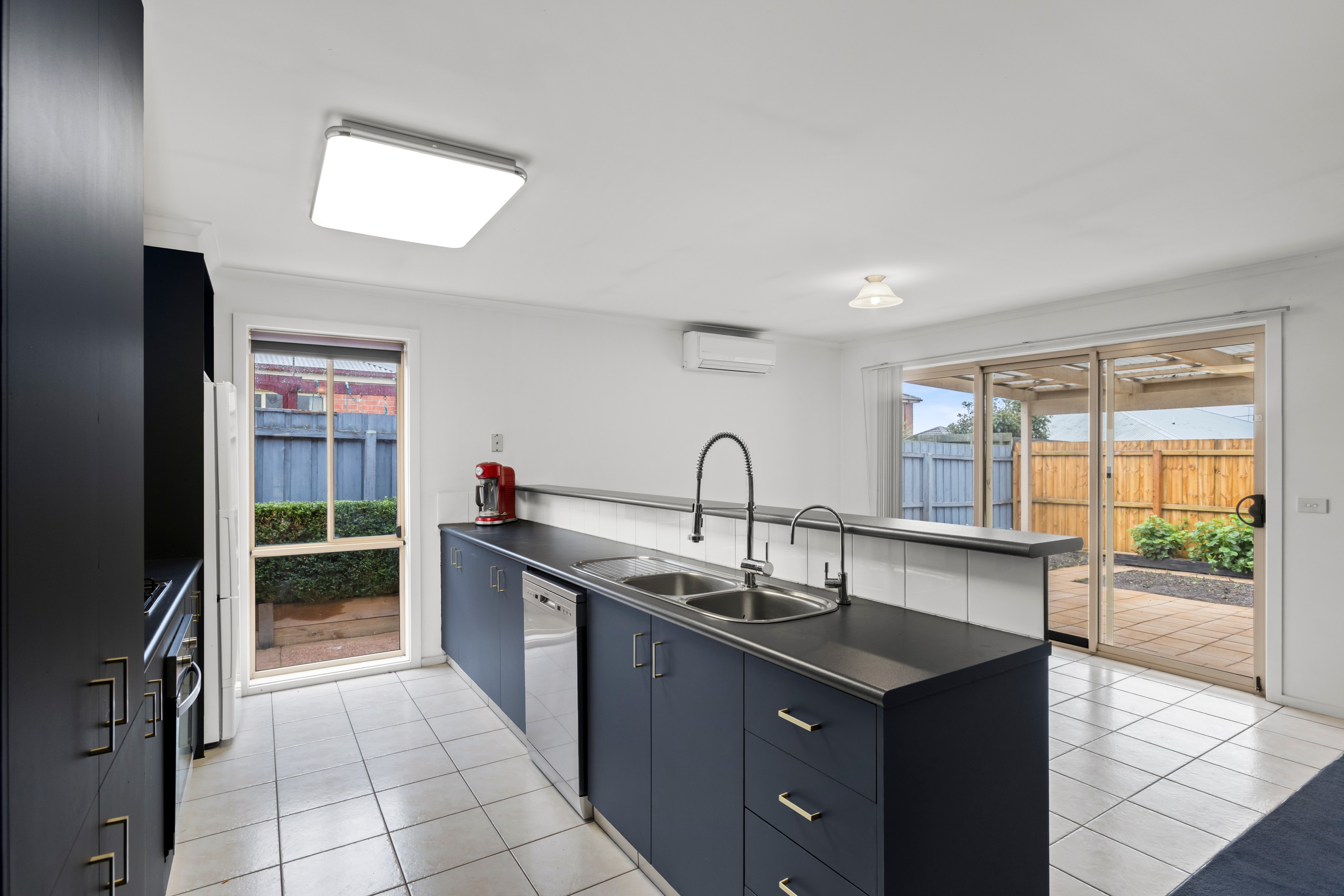 6 Hewitt Drive, Grovedale, VIC 3216