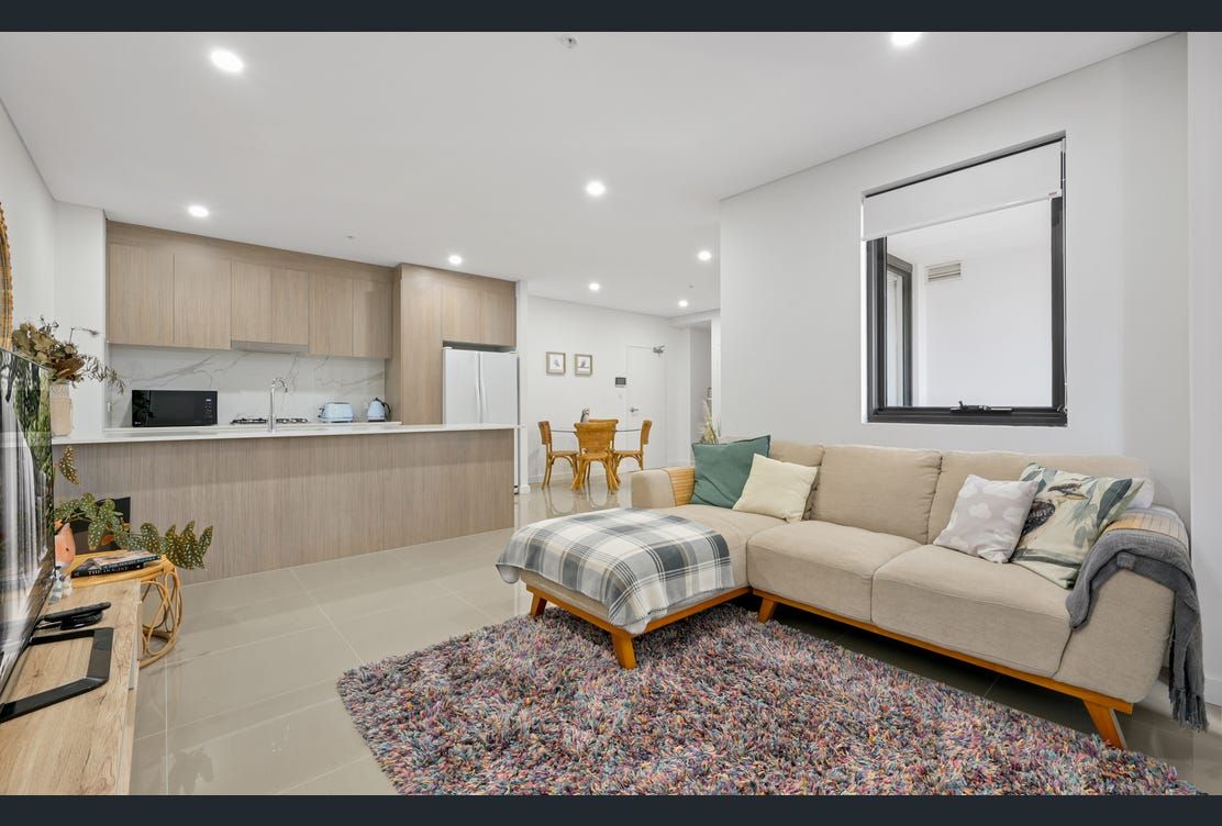 205/15 King Street, Campbelltown, NSW 2560