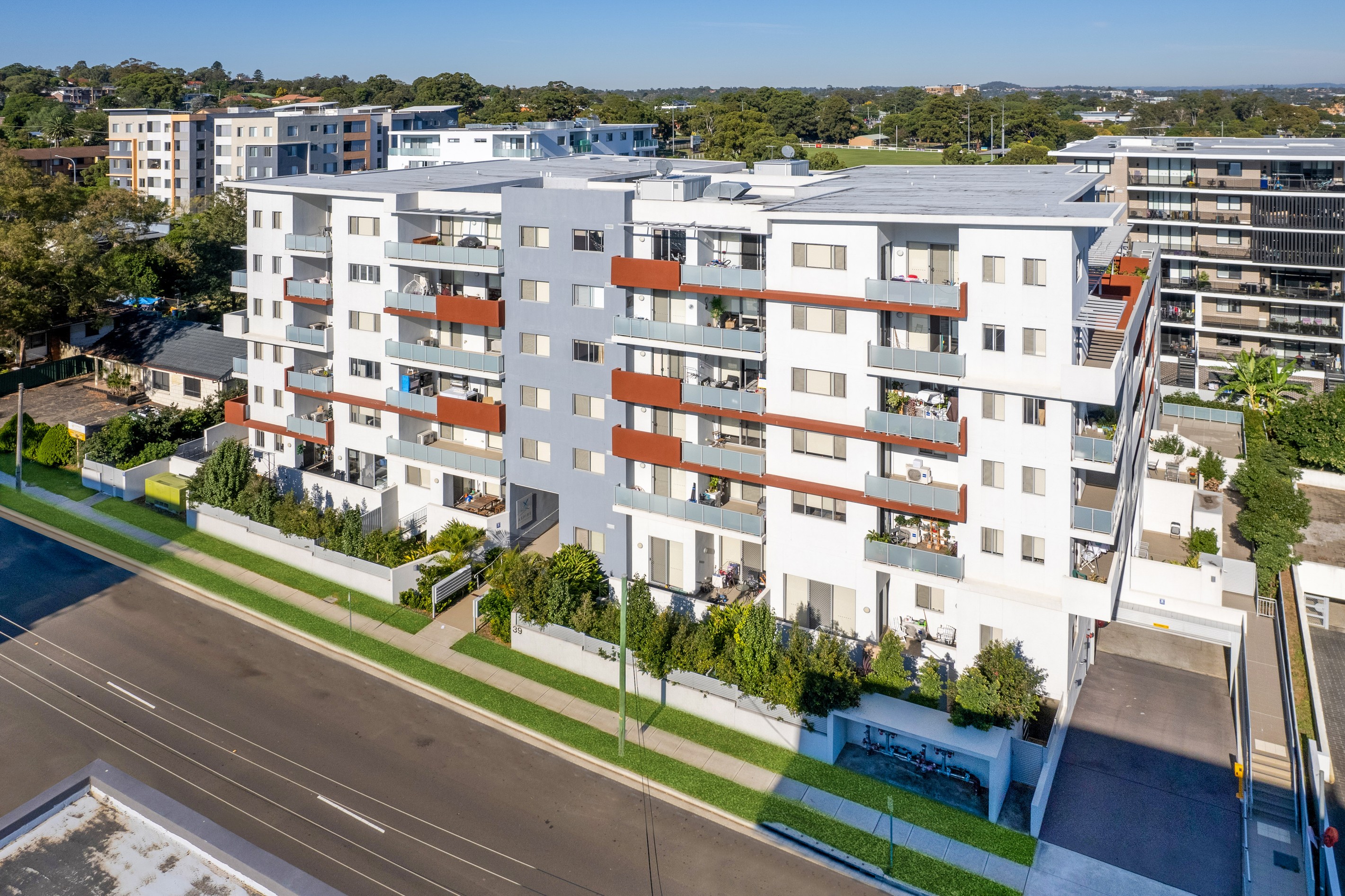 2/39 Chamberlain Street, Campbelltown, NSW 2560