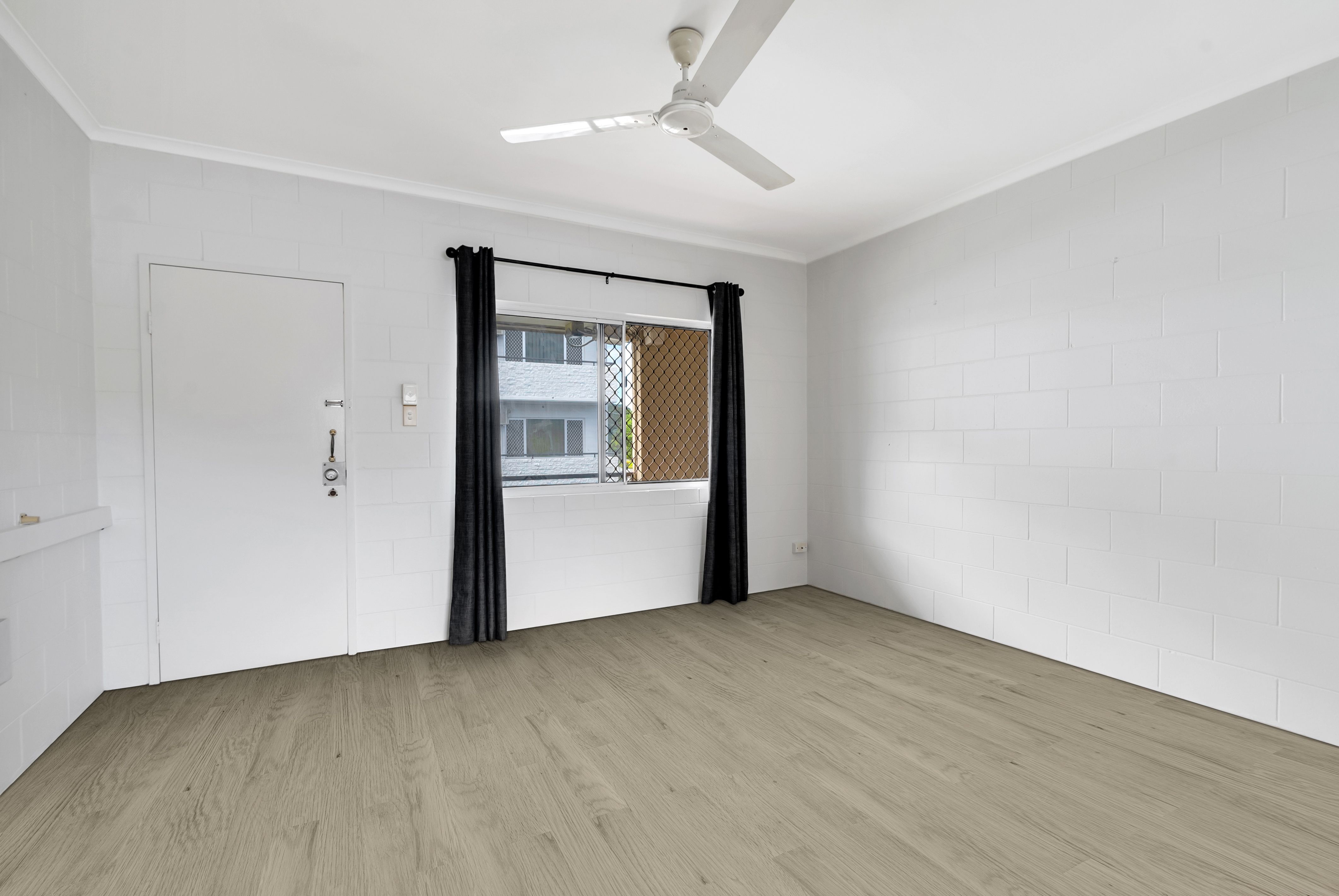 8/247 Sheridan Street — photo 3 of 6