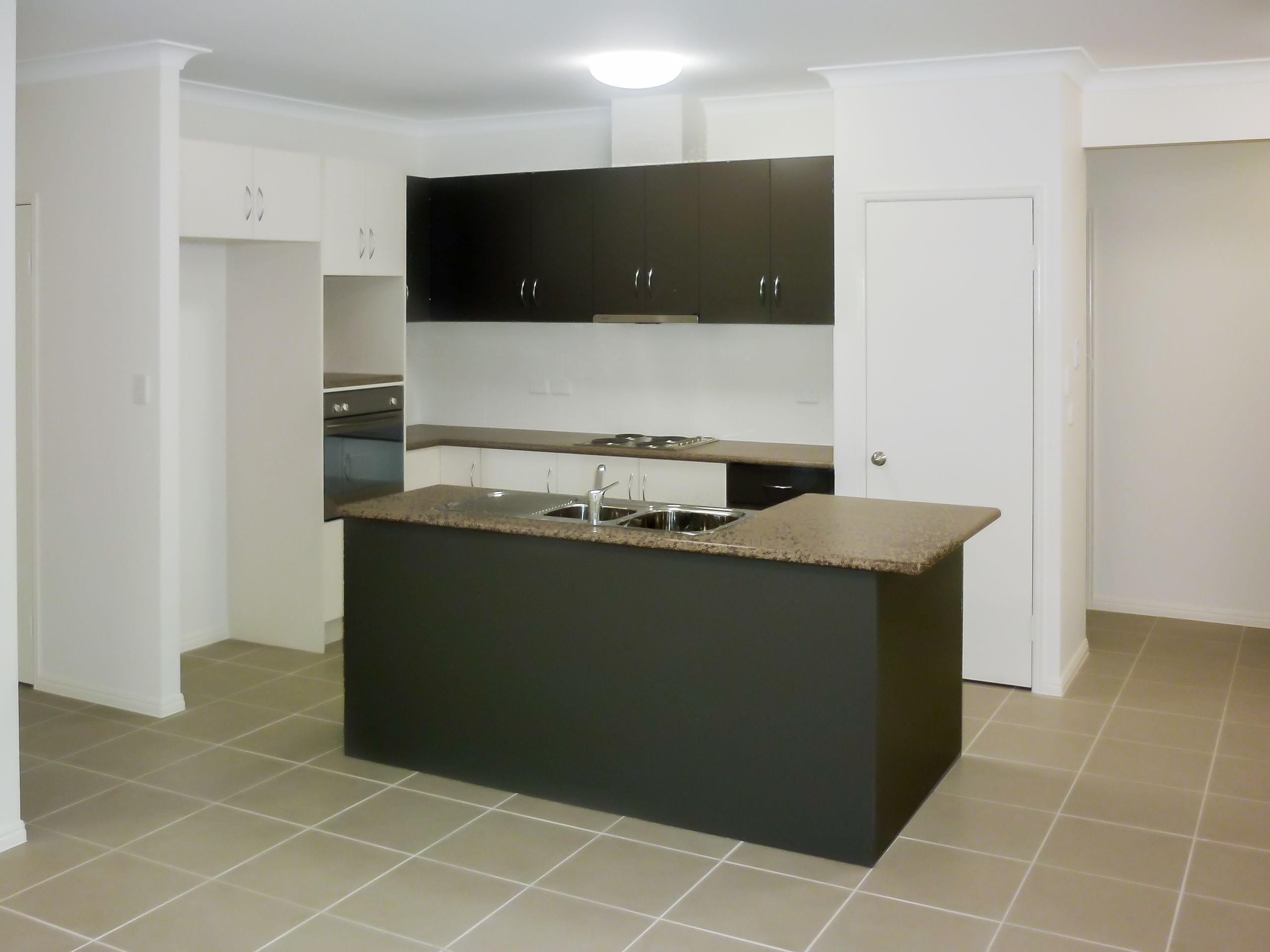 Burdell, QLD 4818