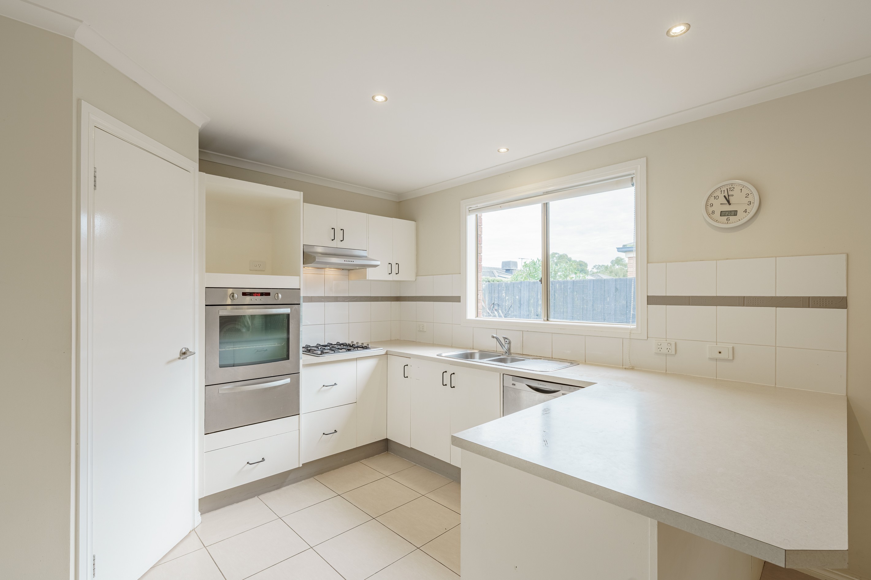 2 Aztec Place, Cranbourne, VIC 3977