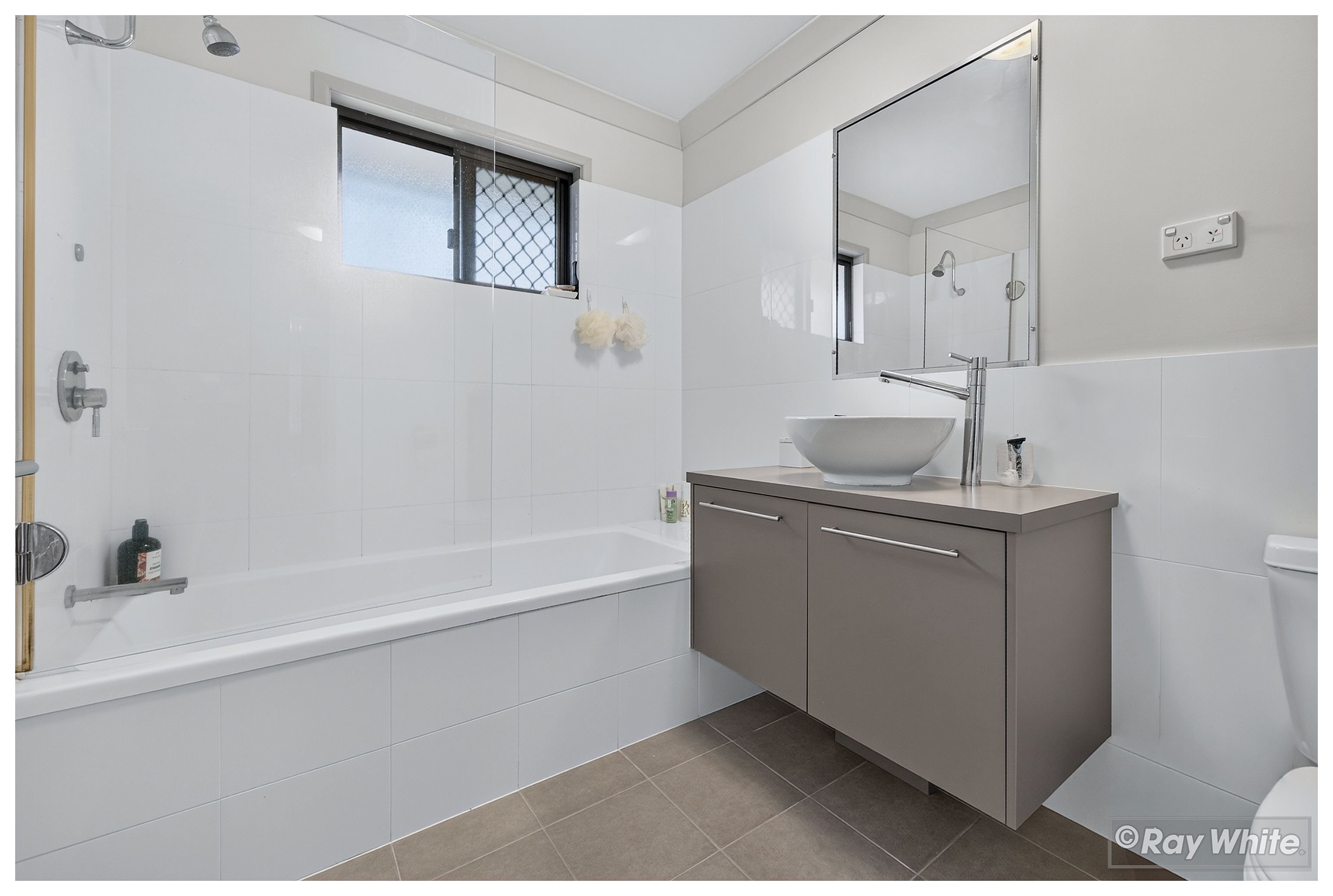 3/16 Thurston Street — photo 19 of 30