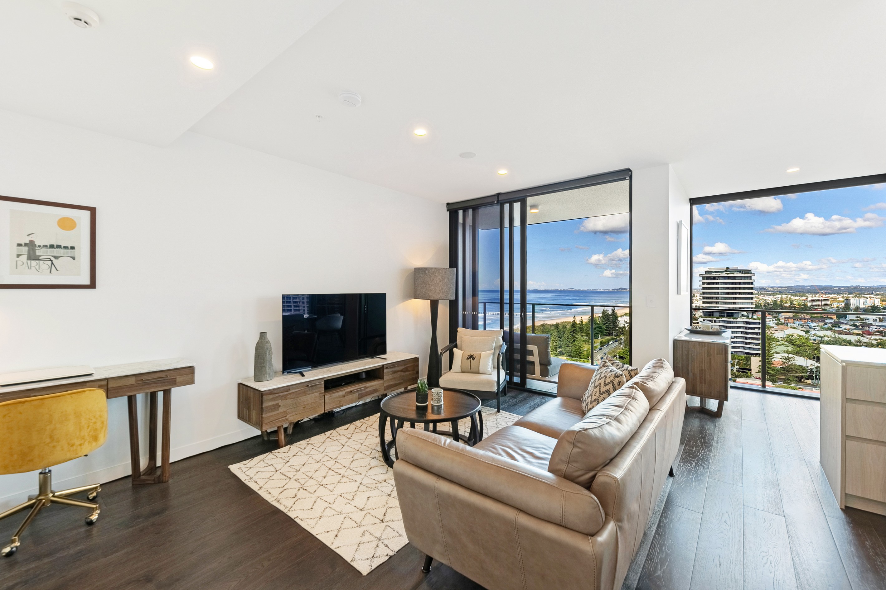 1604/185 Old Burleigh Road, Broadbeach, QLD 4218